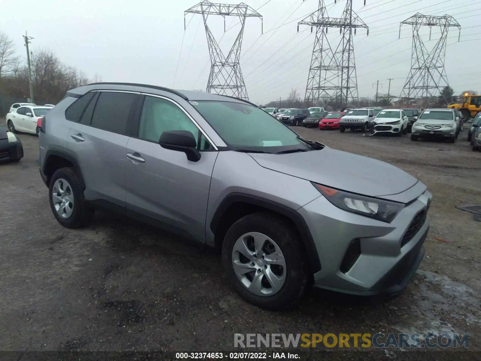 1 Photograph of a damaged car 2T3F1RFV2MW159330 TOYOTA RAV4 2021