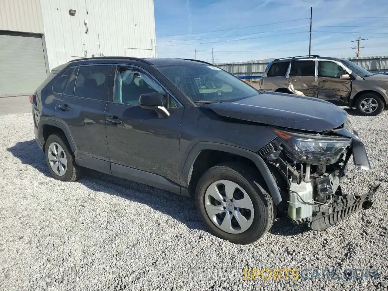 4 Photograph of a damaged car 2T3F1RFV2MW181621 TOYOTA RAV4 2021