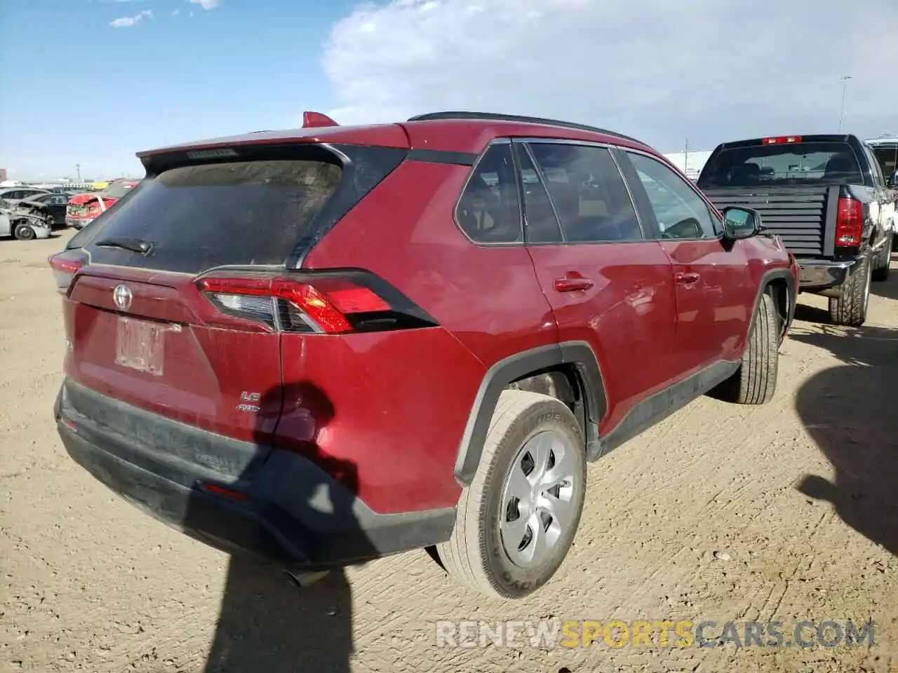 4 Photograph of a damaged car 2T3F1RFV2MW195213 TOYOTA RAV4 2021