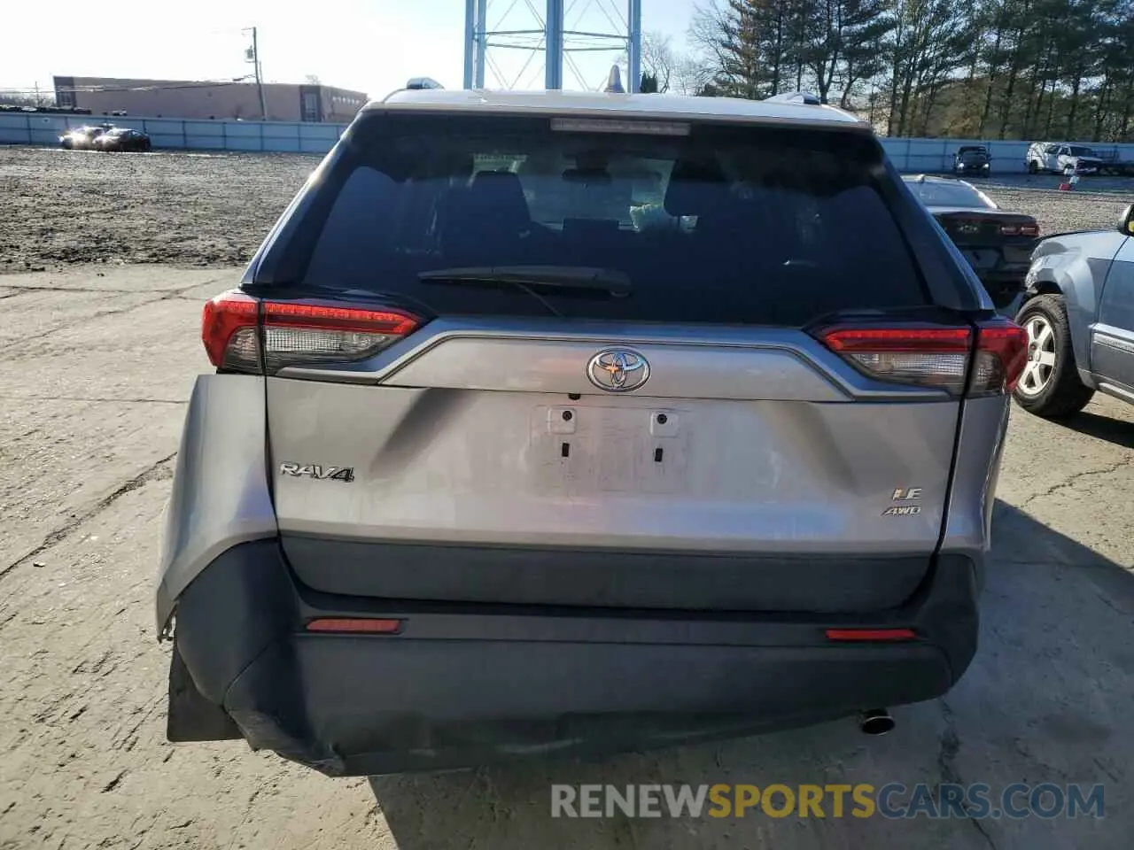 6 Photograph of a damaged car 2T3F1RFV3MC147043 TOYOTA RAV4 2021