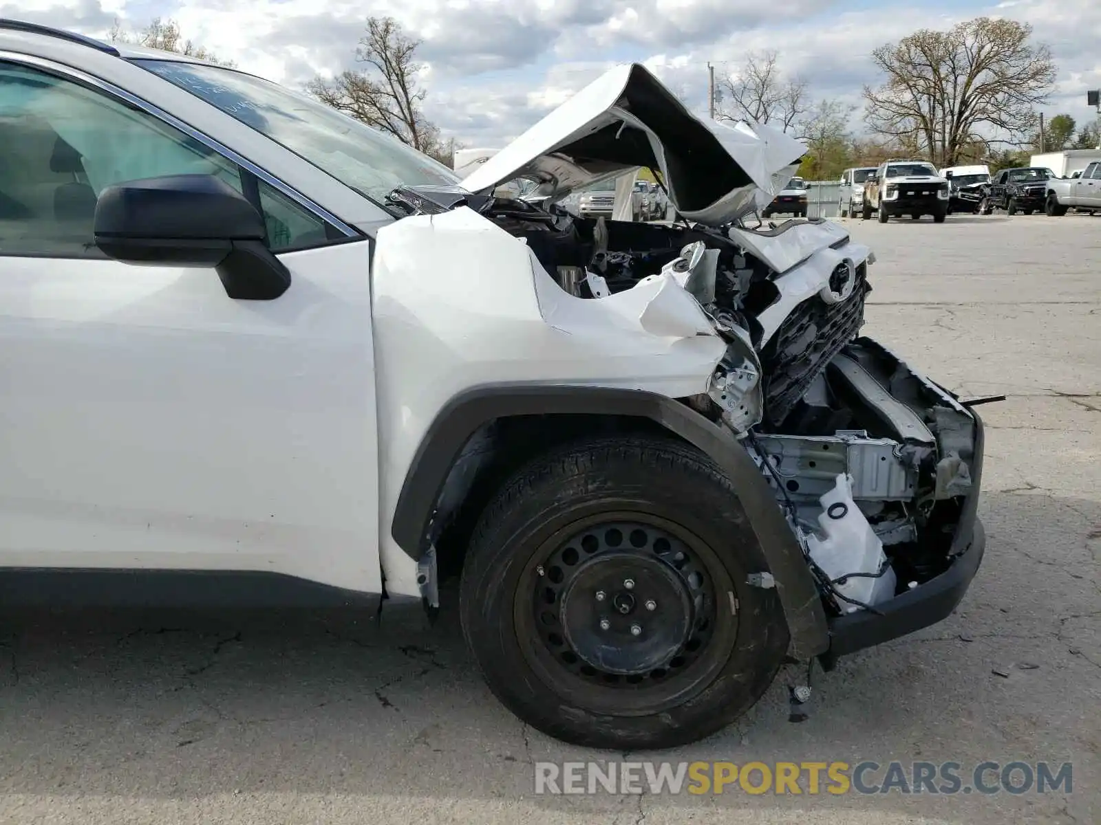 9 Photograph of a damaged car 2T3F1RFV3MC154753 TOYOTA RAV4 2021