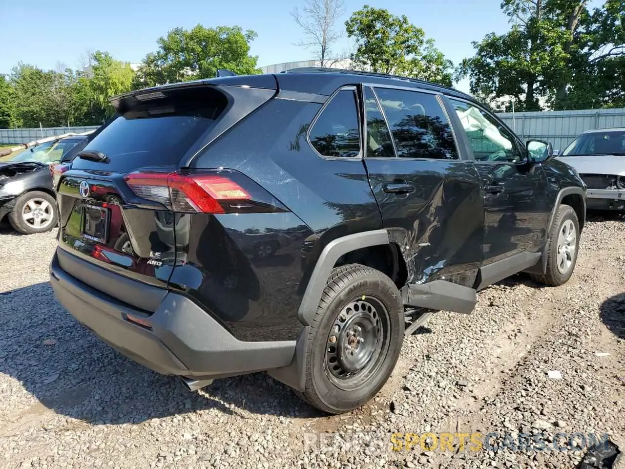 3 Photograph of a damaged car 2T3F1RFV3MC186330 TOYOTA RAV4 2021