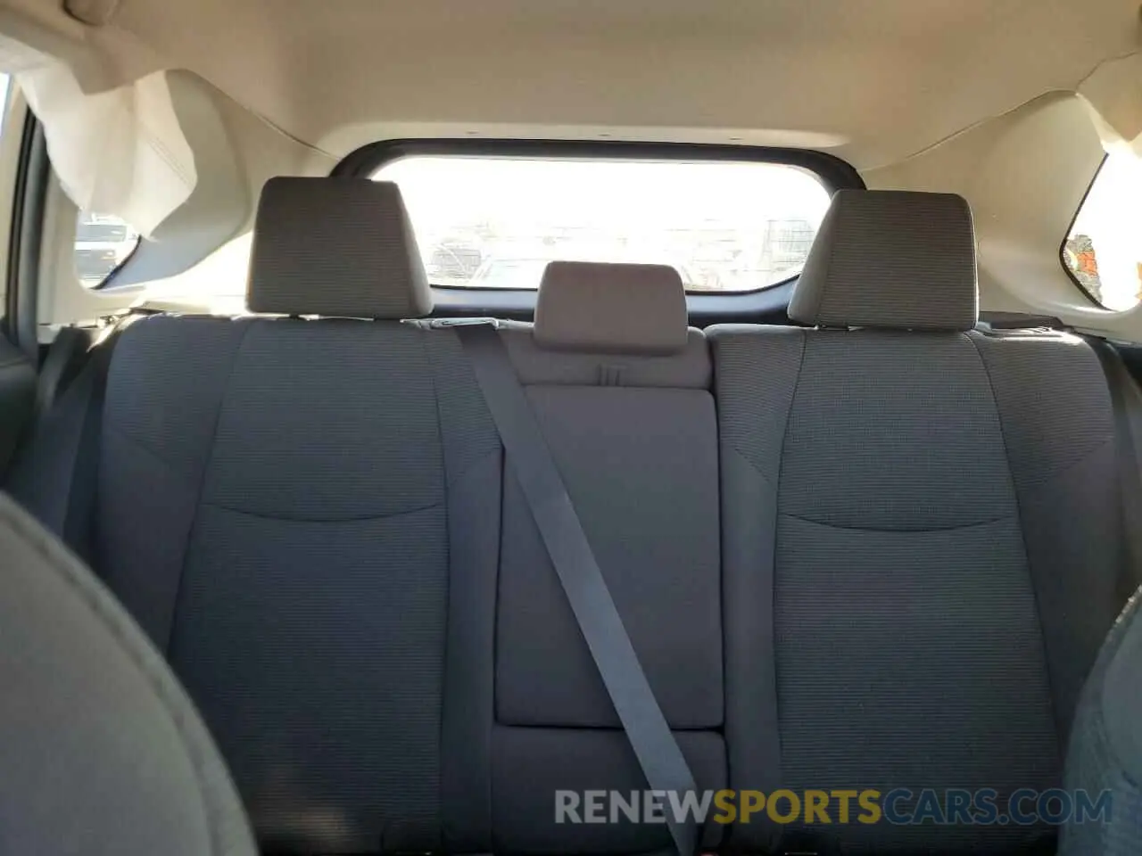 10 Photograph of a damaged car 2T3F1RFV3MC216491 TOYOTA RAV4 2021