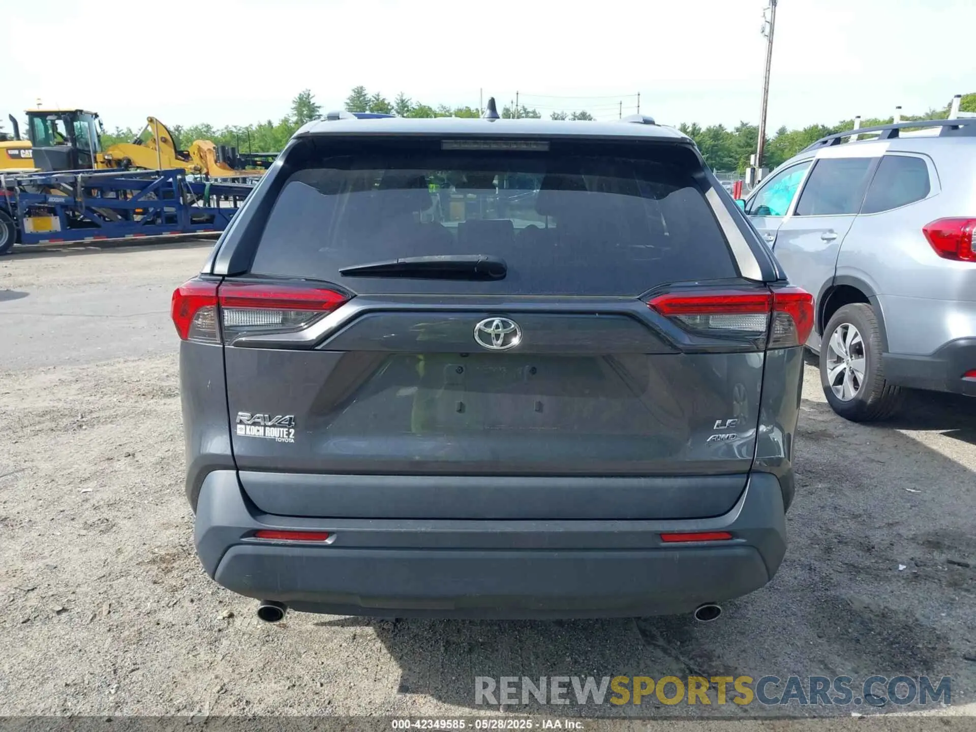 16 Photograph of a damaged car 2T3F1RFV3MC222839 TOYOTA RAV4 2021