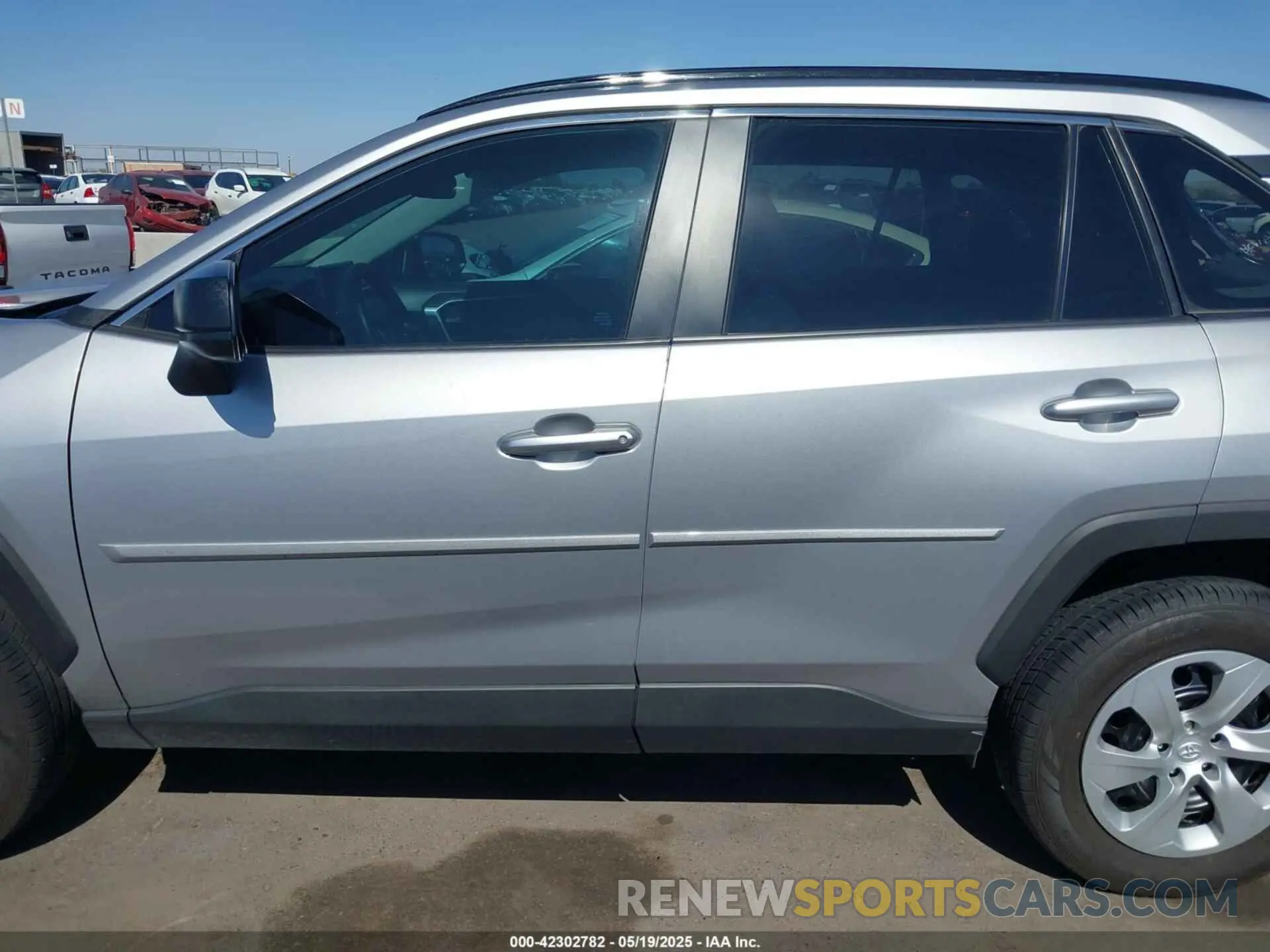 15 Photograph of a damaged car 2T3F1RFV3MC255422 TOYOTA RAV4 2021