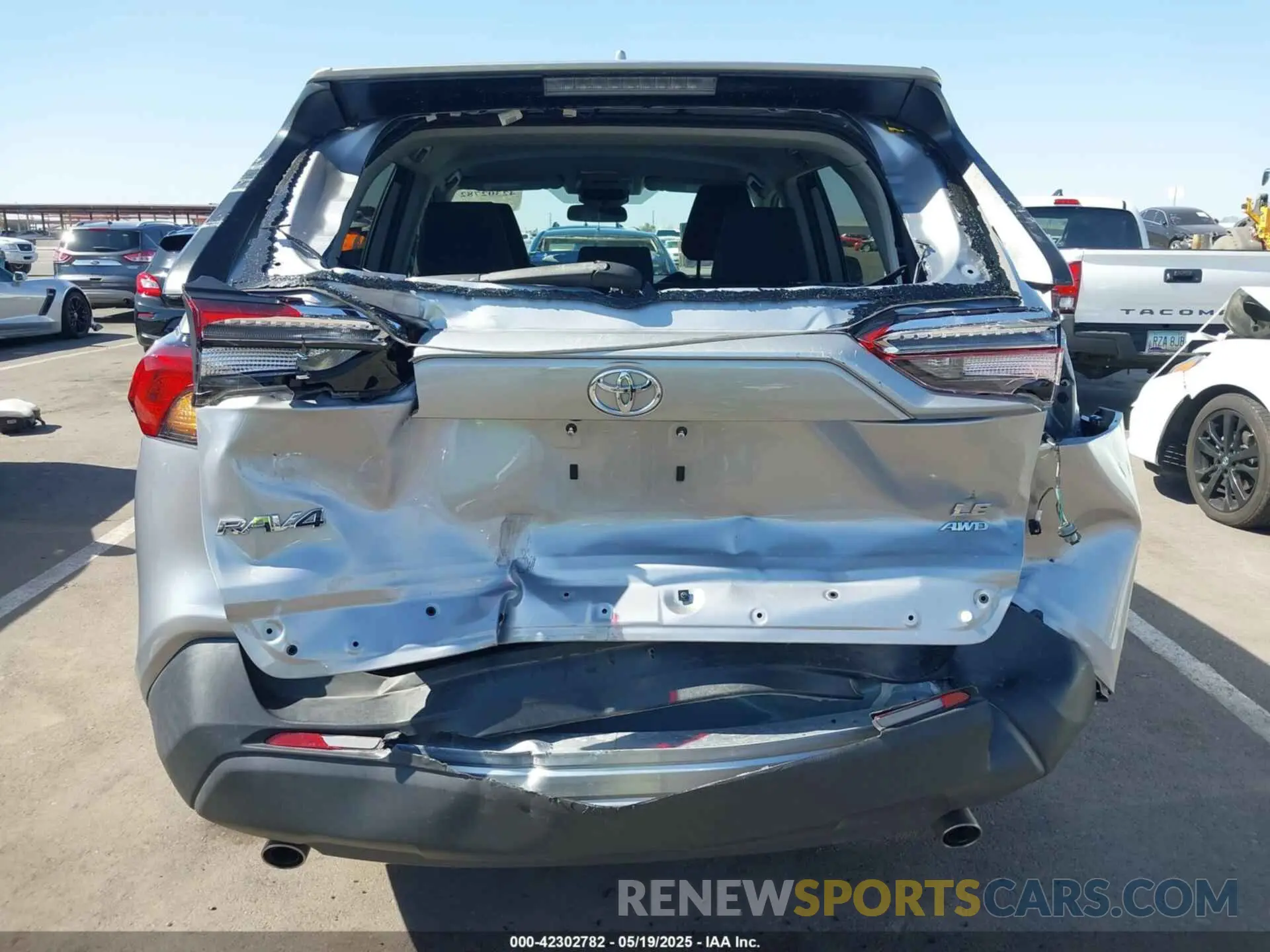 6 Photograph of a damaged car 2T3F1RFV3MC255422 TOYOTA RAV4 2021