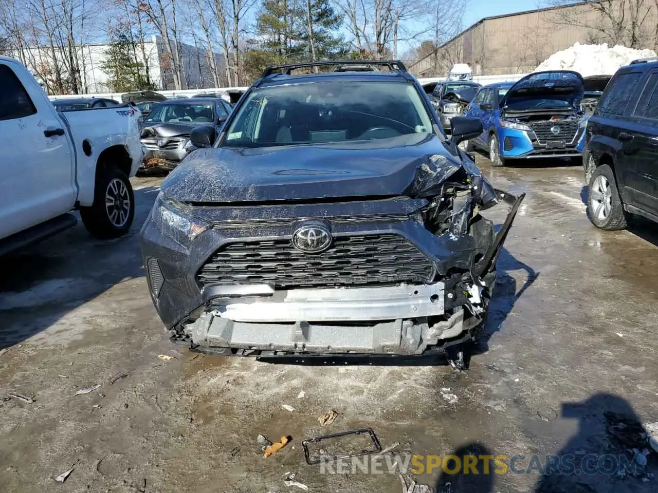 5 Photograph of a damaged car 2T3F1RFV3MW146912 TOYOTA RAV4 2021
