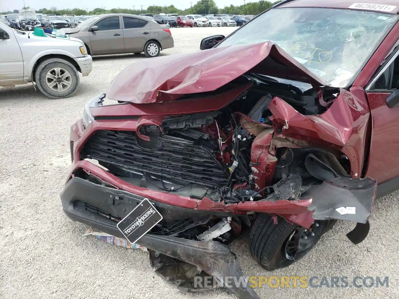 9 Photograph of a damaged car 2T3F1RFV3MW166240 TOYOTA RAV4 2021