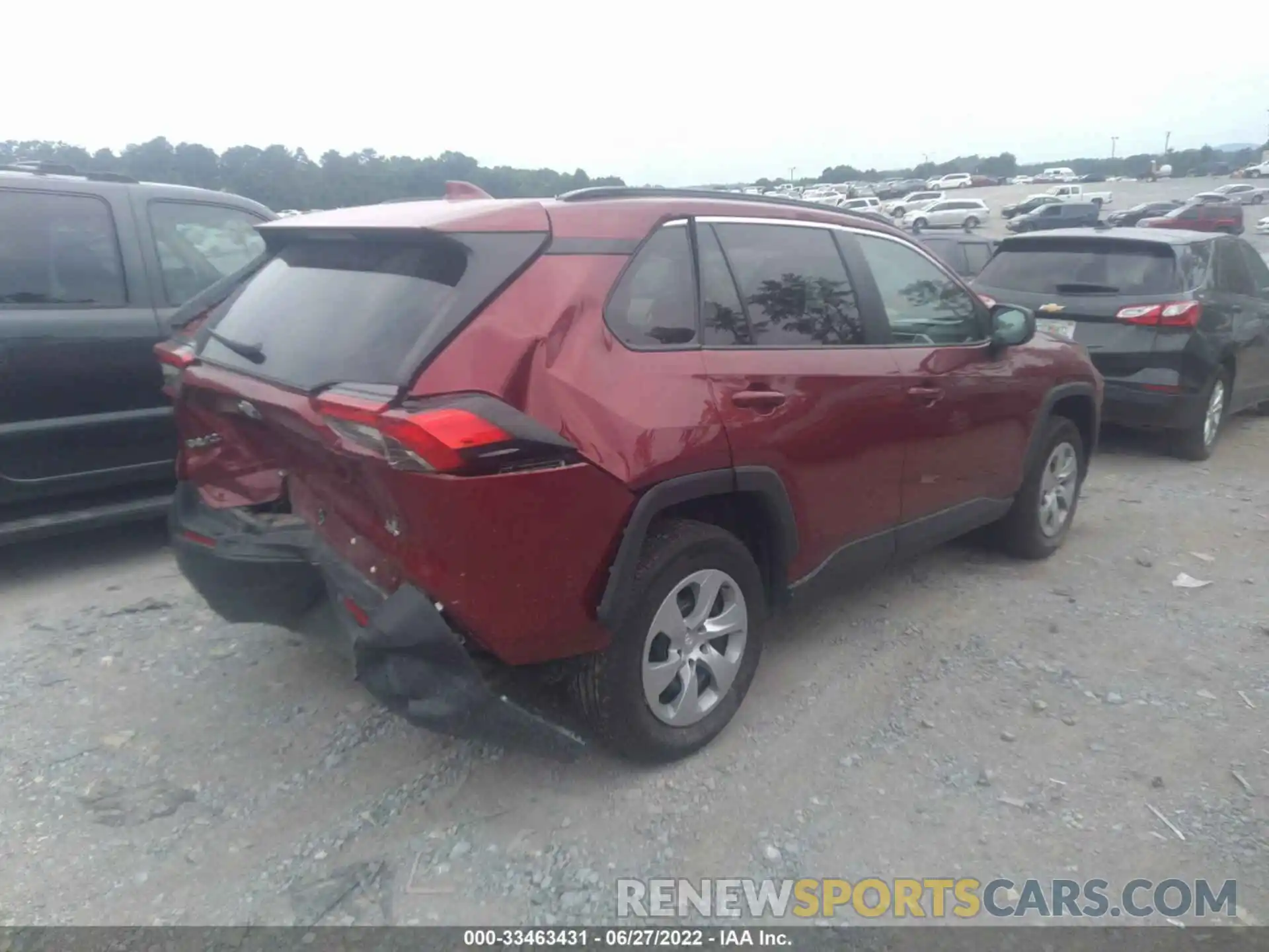 4 Photograph of a damaged car 2T3F1RFV3MW200600 TOYOTA RAV4 2021