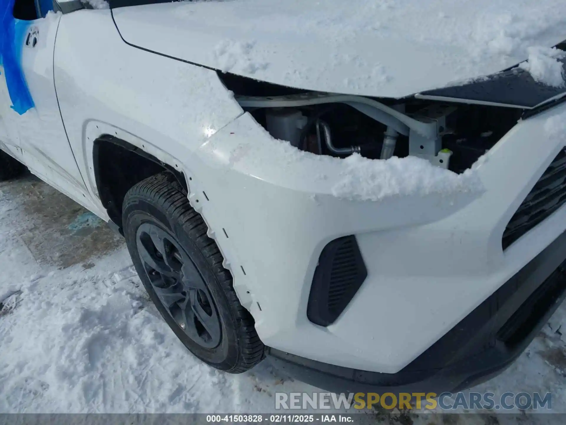 17 Photograph of a damaged car 2T3F1RFV4MC163705 TOYOTA RAV4 2021