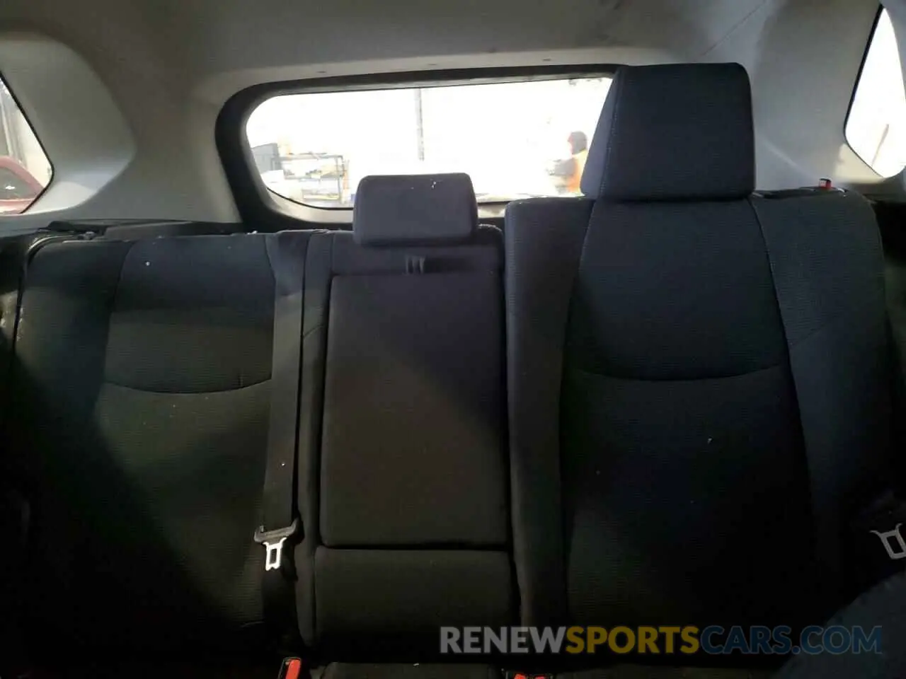 10 Photograph of a damaged car 2T3F1RFV4MC178110 TOYOTA RAV4 2021