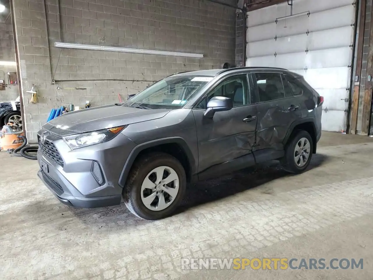 1 Photograph of a damaged car 2T3F1RFV4MC244901 TOYOTA RAV4 2021