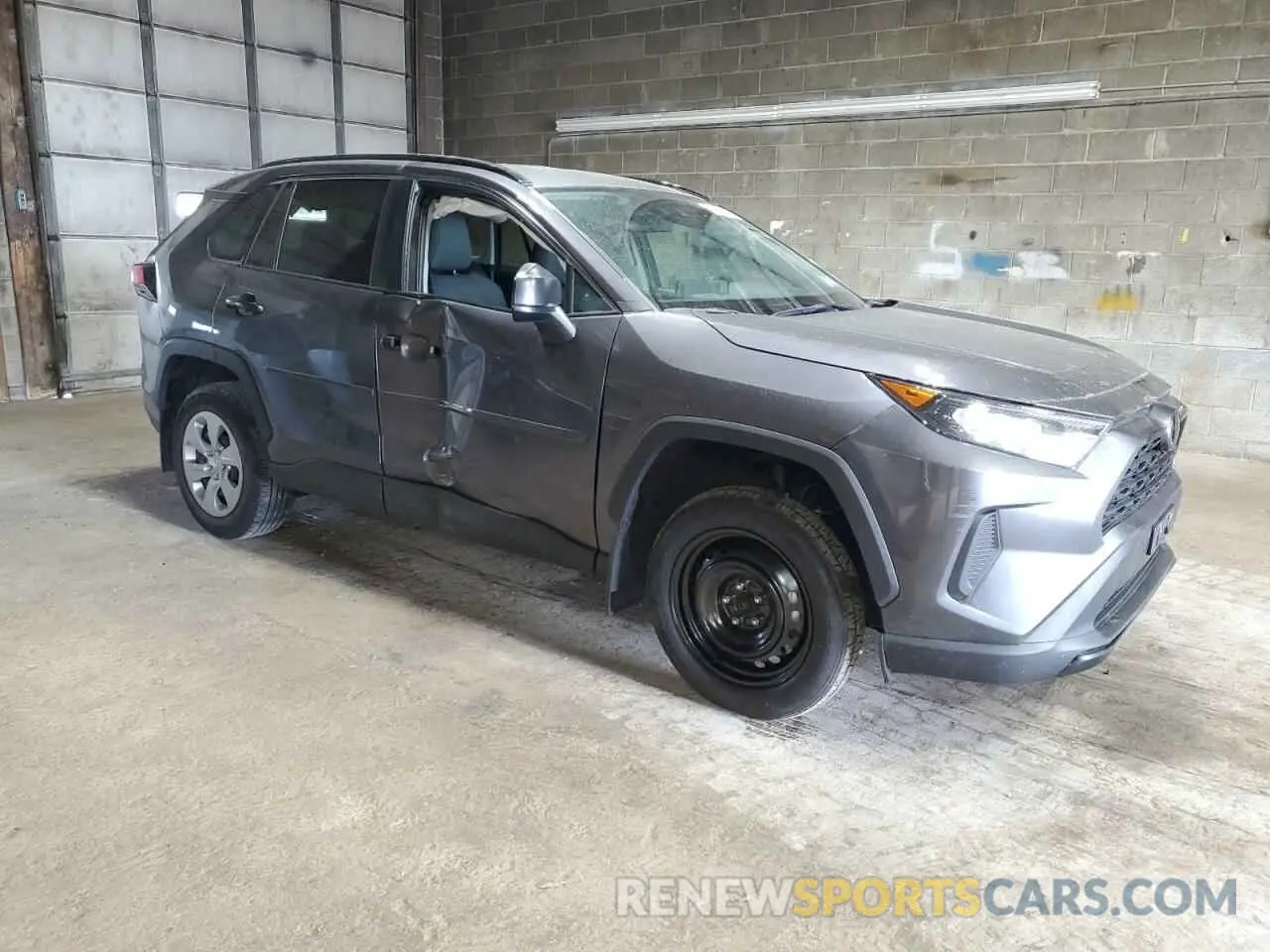4 Photograph of a damaged car 2T3F1RFV4MC244901 TOYOTA RAV4 2021