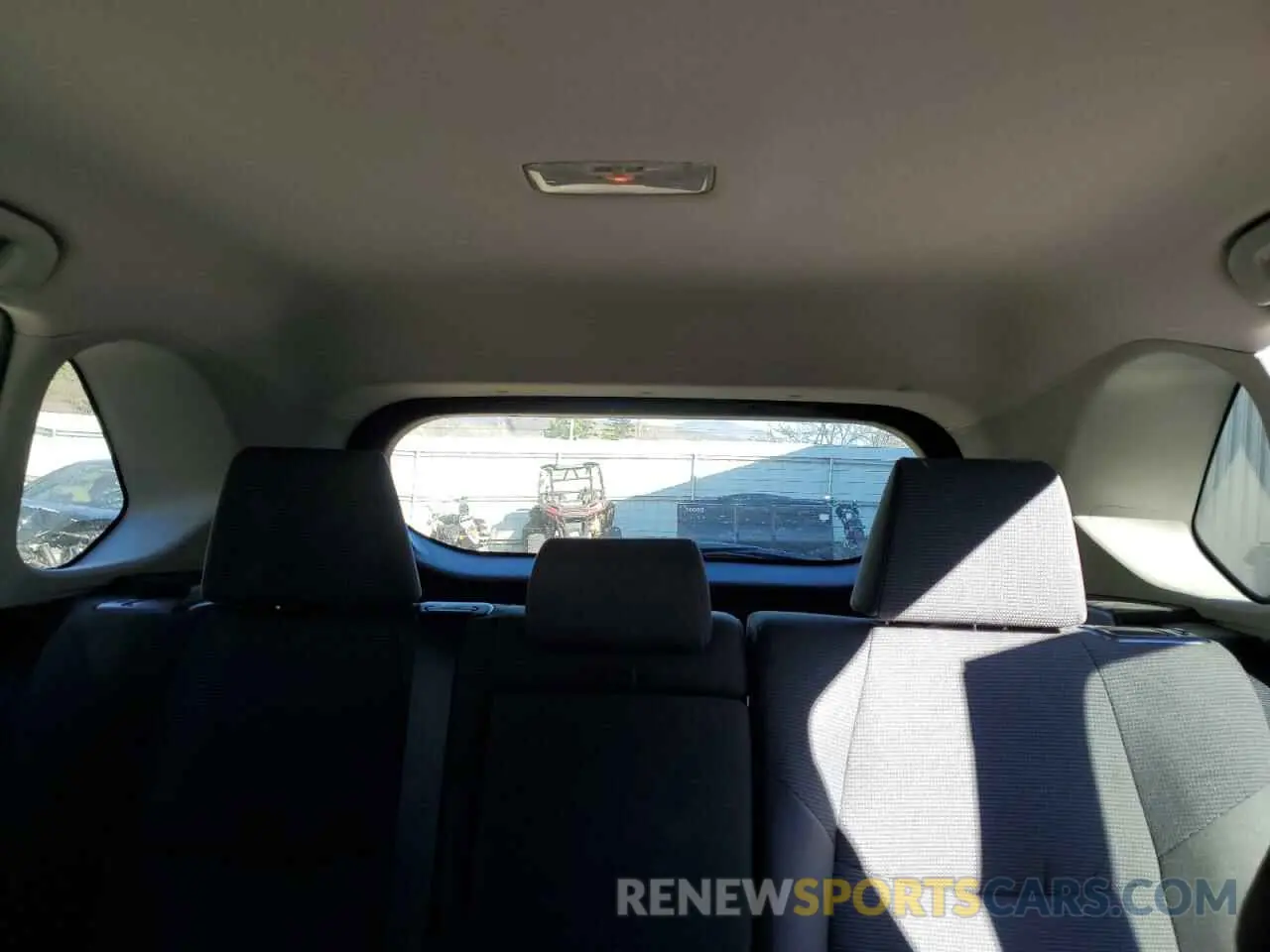 10 Photograph of a damaged car 2T3F1RFV4MW150225 TOYOTA RAV4 2021