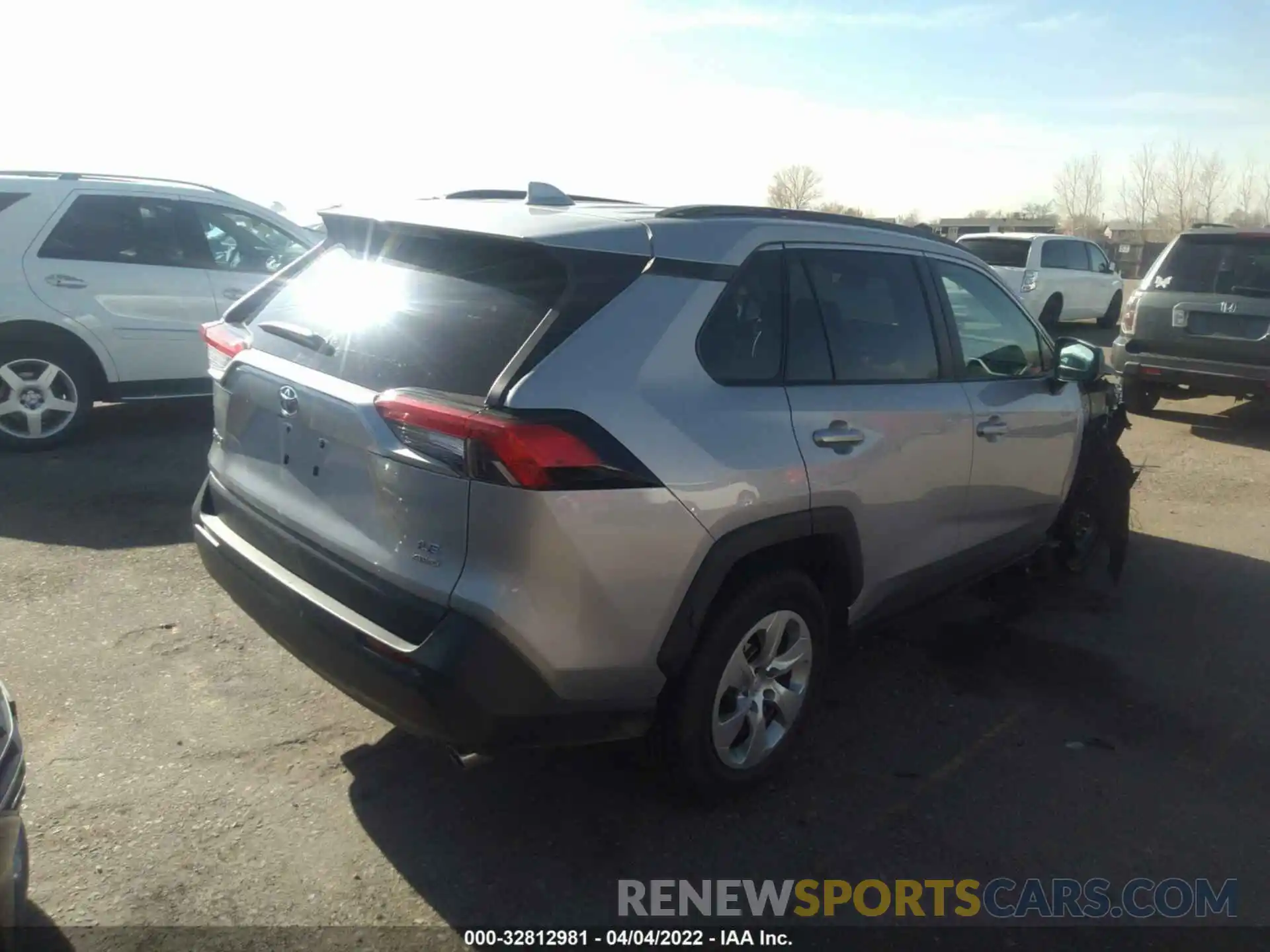 4 Photograph of a damaged car 2T3F1RFV4MW173651 TOYOTA RAV4 2021