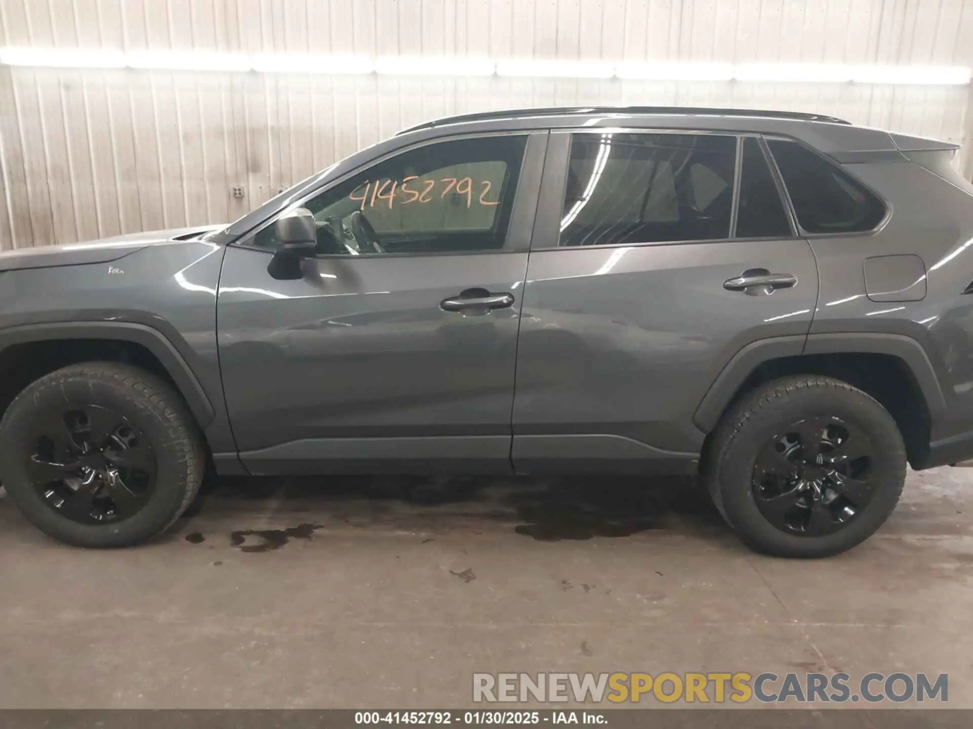 15 Photograph of a damaged car 2T3F1RFV4MW185783 TOYOTA RAV4 2021