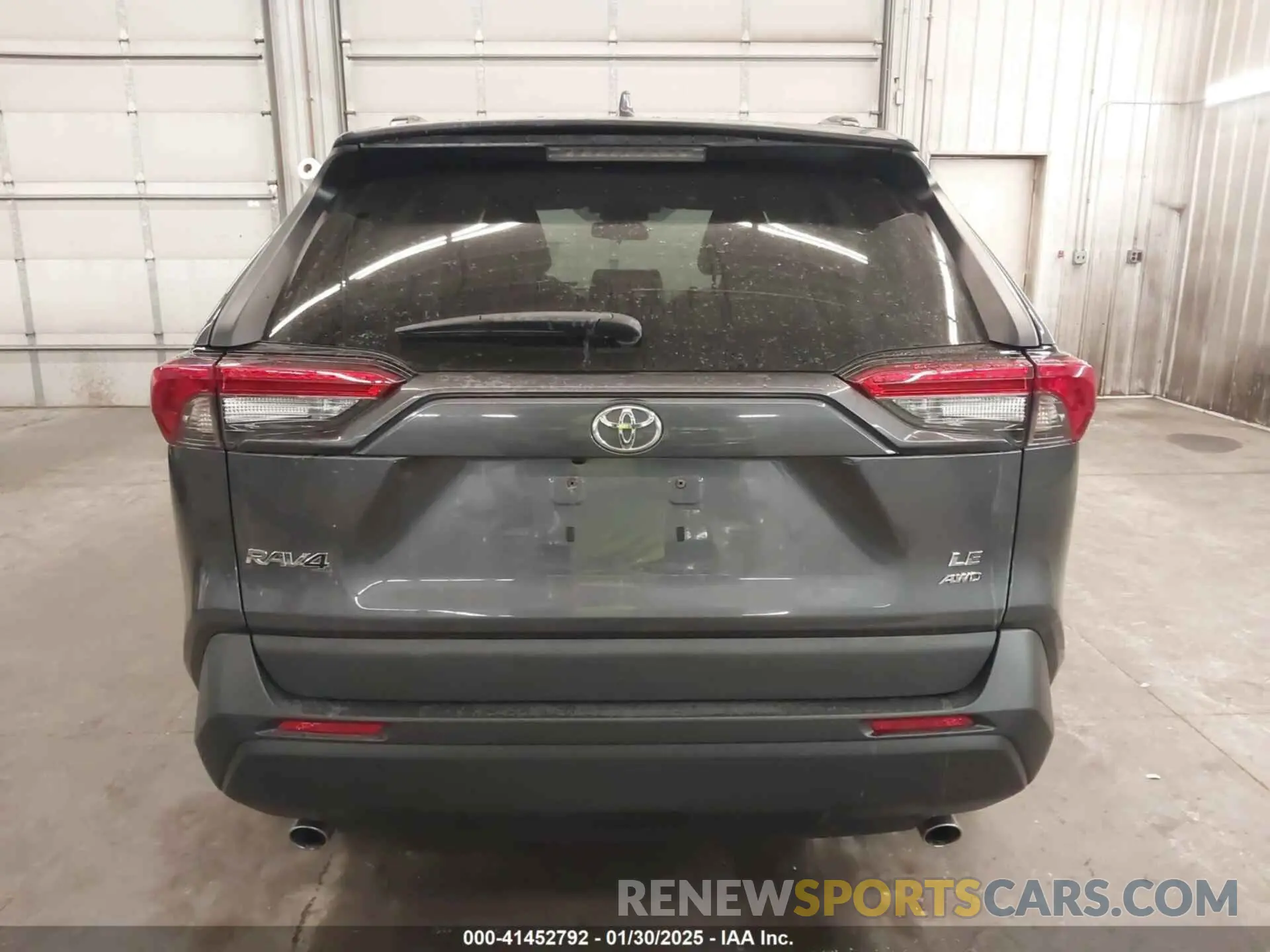 17 Photograph of a damaged car 2T3F1RFV4MW185783 TOYOTA RAV4 2021