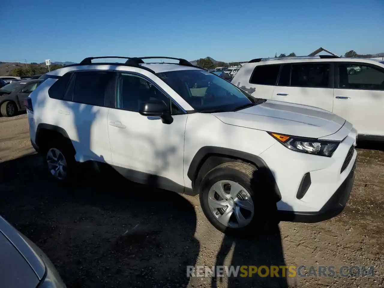 4 Photograph of a damaged car 2T3F1RFV4MW215915 TOYOTA RAV4 2021