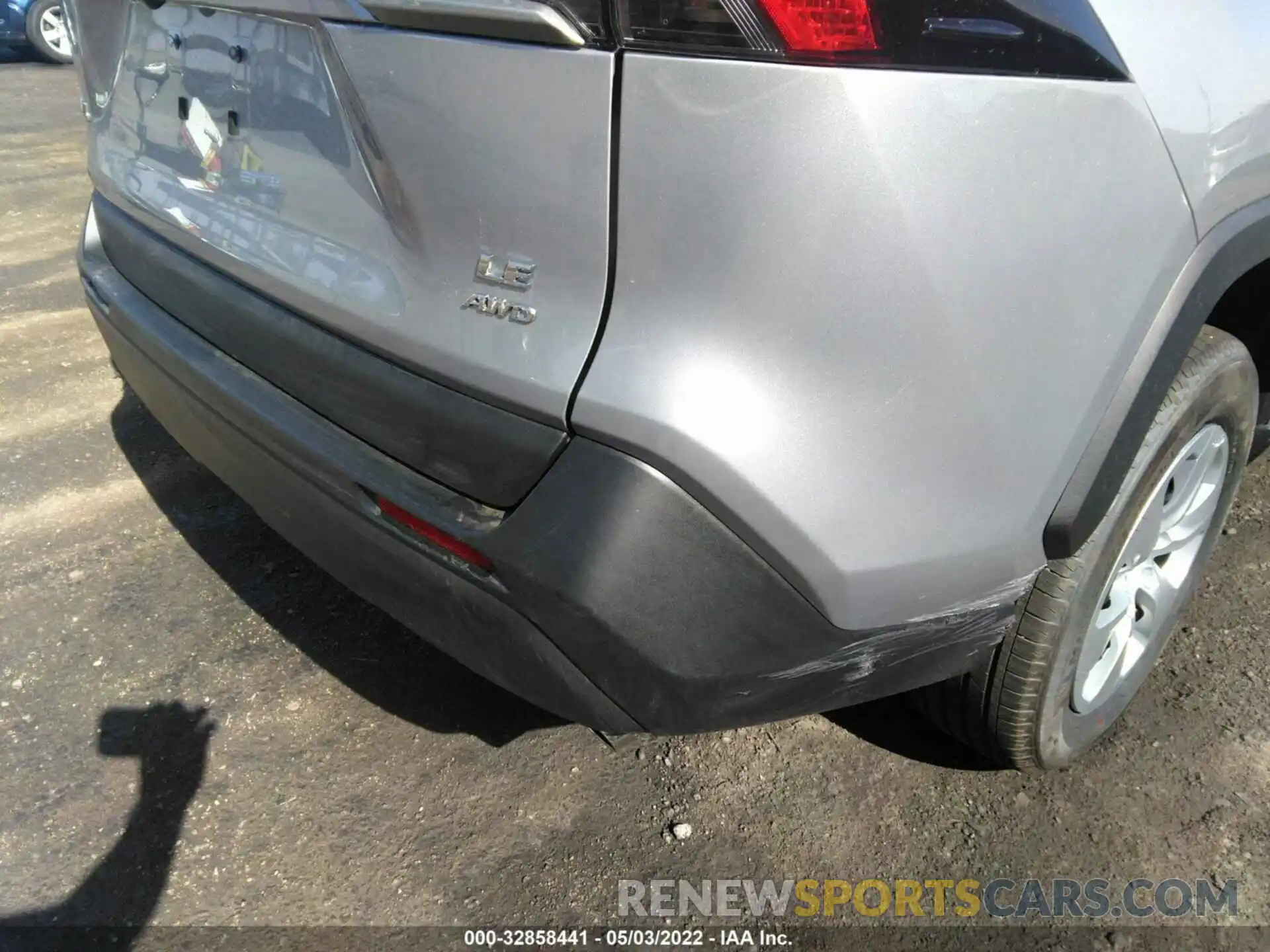 6 Photograph of a damaged car 2T3F1RFV4MW220029 TOYOTA RAV4 2021