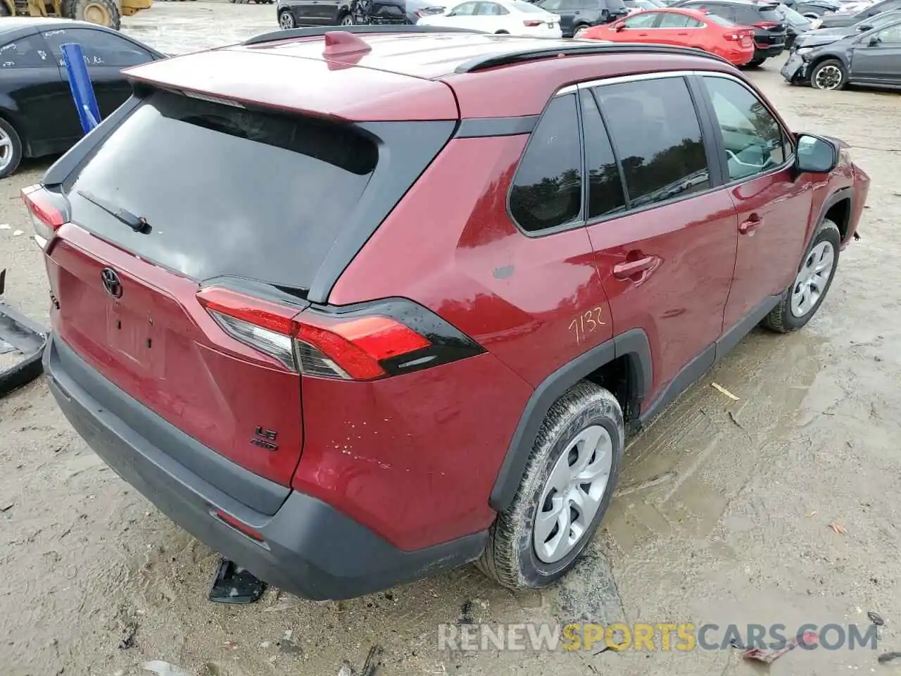 4 Photograph of a damaged car 2T3F1RFV4MW231421 TOYOTA RAV4 2021