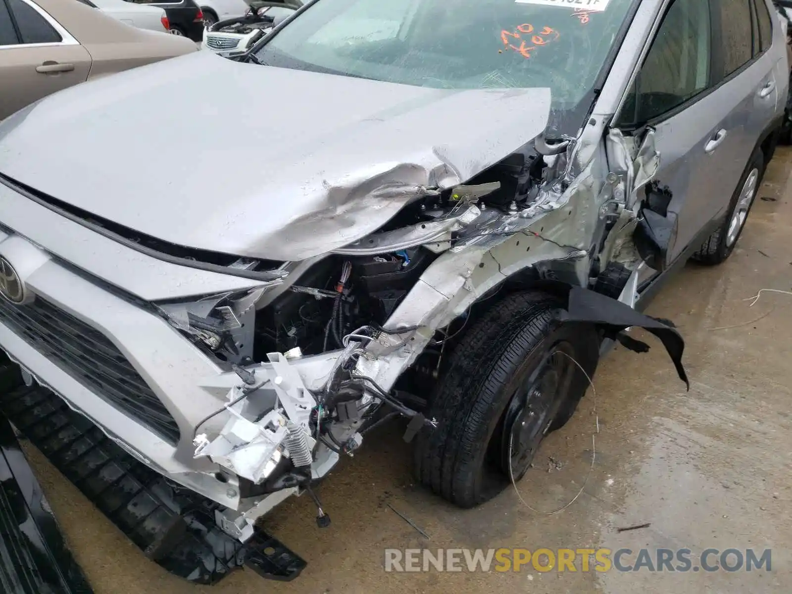 9 Photograph of a damaged car 2T3F1RFV5MC173000 TOYOTA RAV4 2021