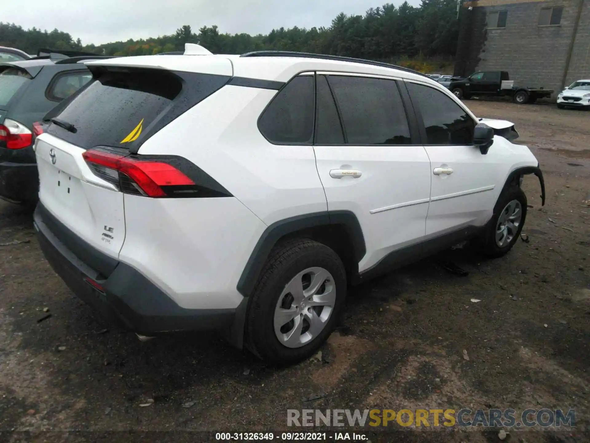 4 Photograph of a damaged car 2T3F1RFV5MC188631 TOYOTA RAV4 2021