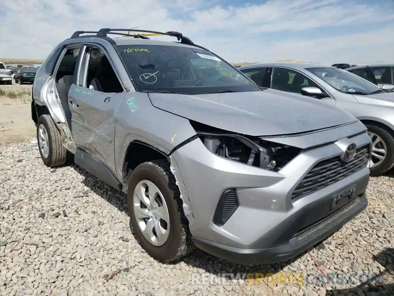 1 Photograph of a damaged car 2T3F1RFV5MC201085 TOYOTA RAV4 2021