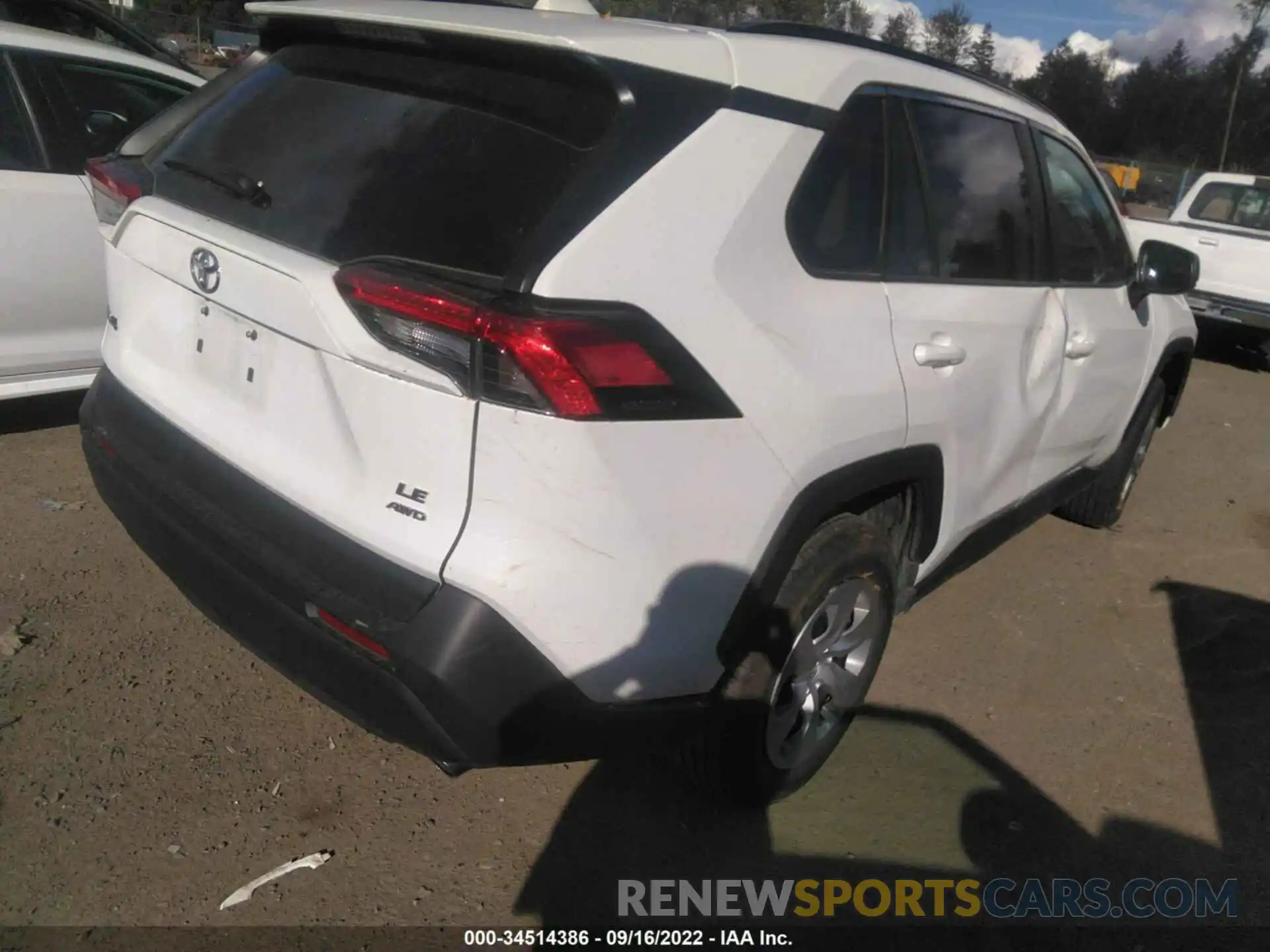 4 Photograph of a damaged car 2T3F1RFV5MW175764 TOYOTA RAV4 2021