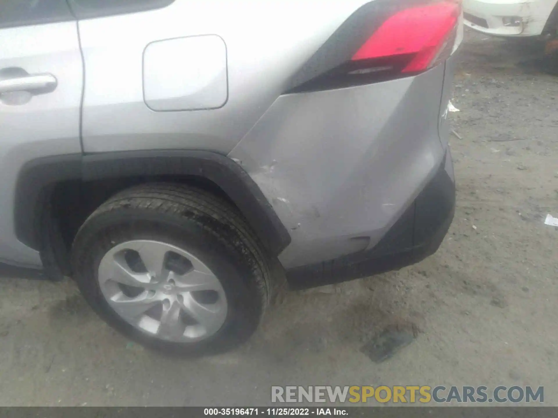 6 Photograph of a damaged car 2T3F1RFV5MW192998 TOYOTA RAV4 2021