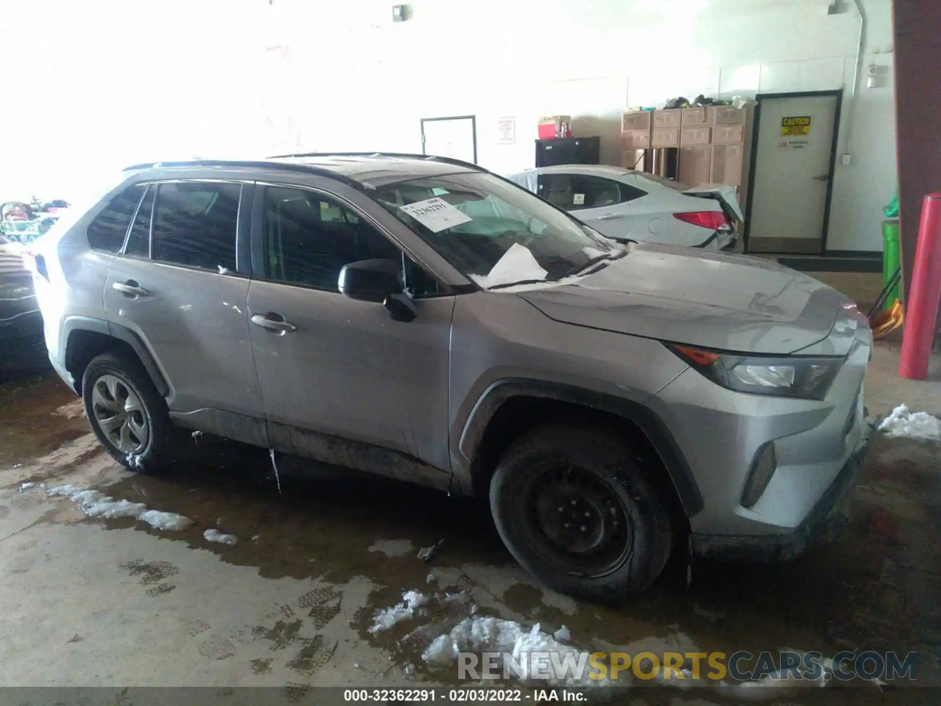 1 Photograph of a damaged car 2T3F1RFV5MW193861 TOYOTA RAV4 2021