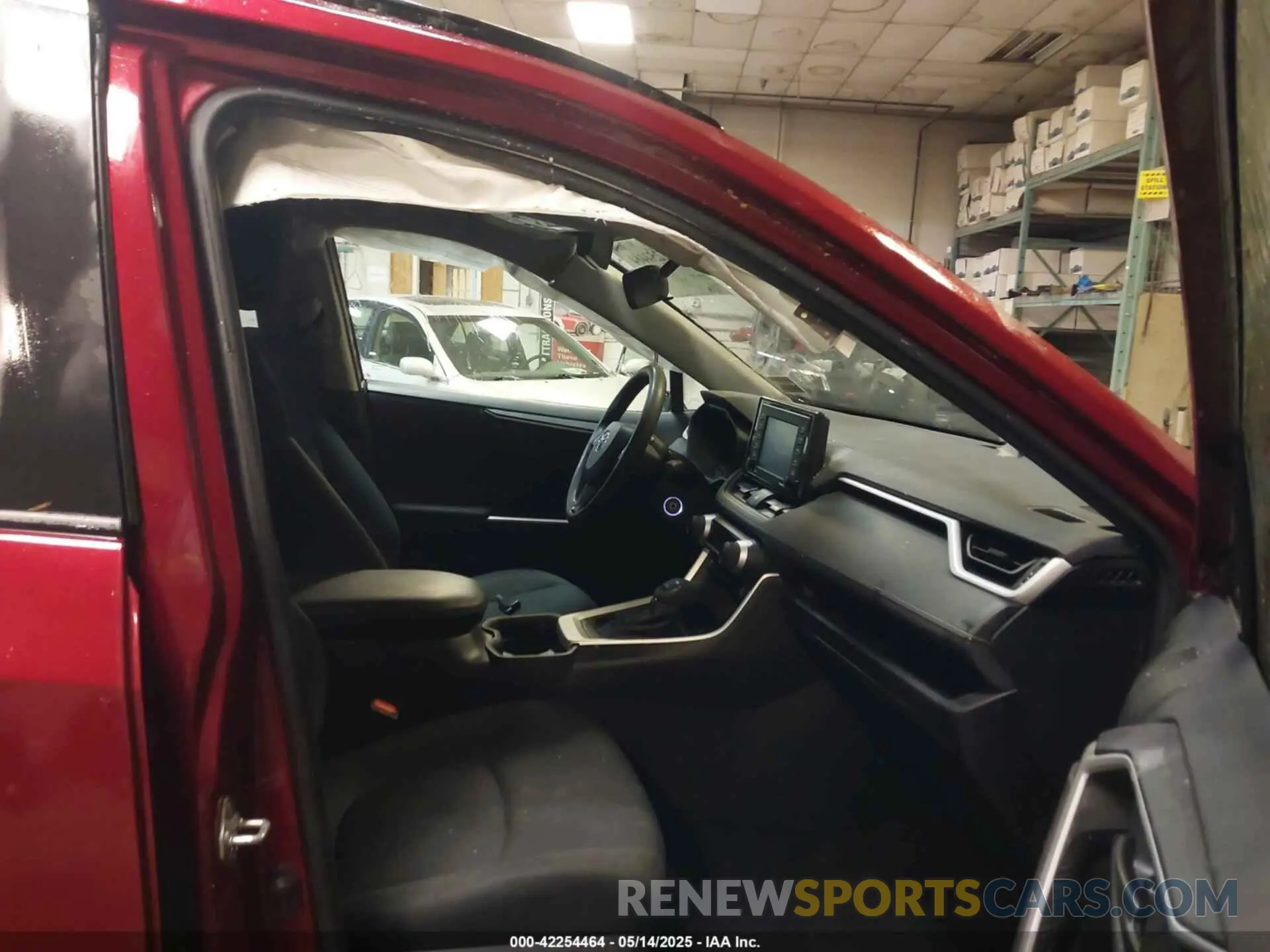 5 Photograph of a damaged car 2T3F1RFV6MC146405 TOYOTA RAV4 2021