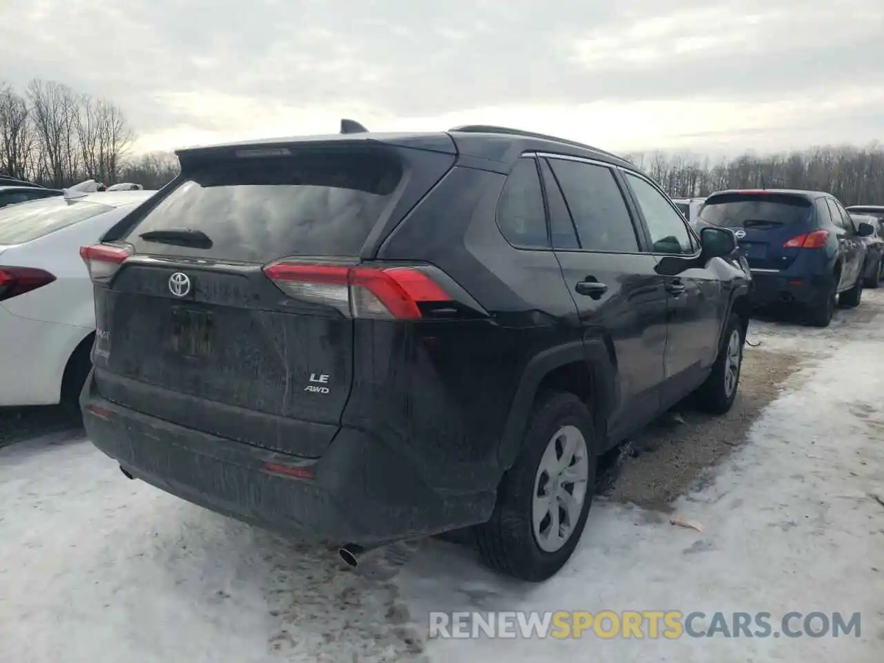 4 Photograph of a damaged car 2T3F1RFV6MC147862 TOYOTA RAV4 2021