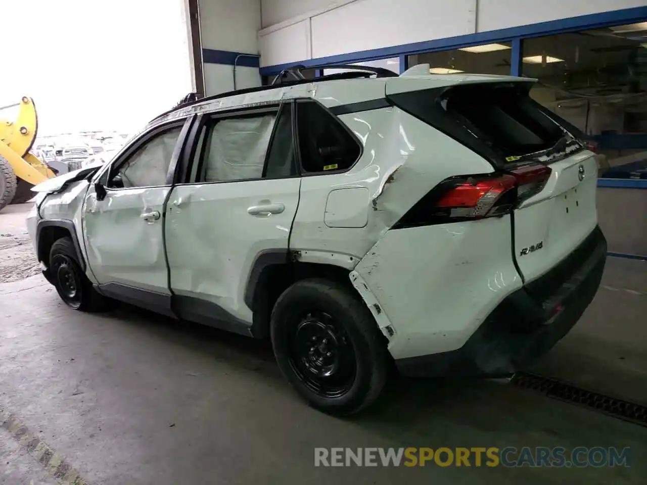 2 Photograph of a damaged car 2T3F1RFV6MC219823 TOYOTA RAV4 2021