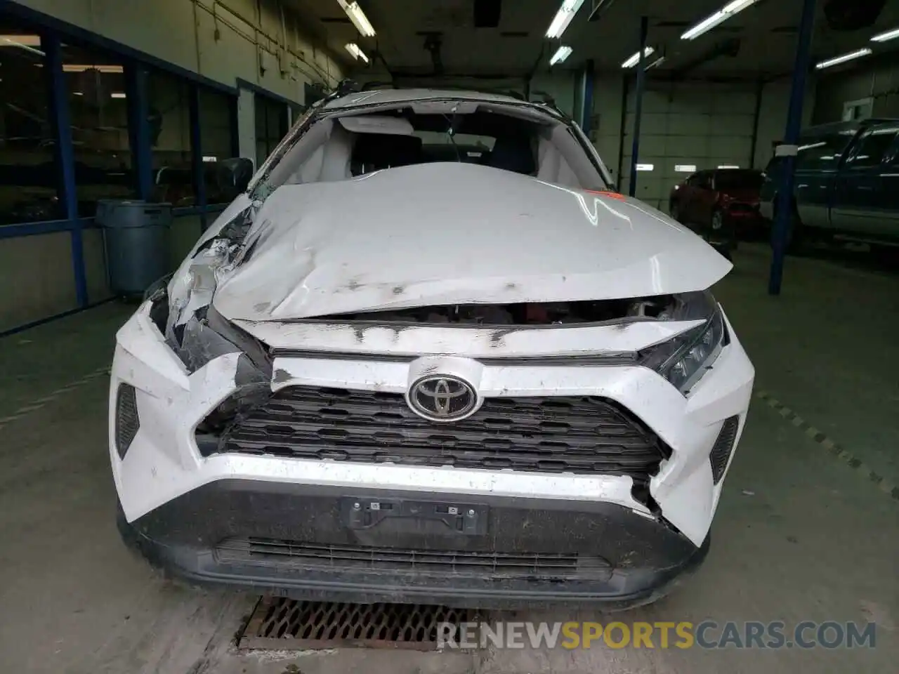 5 Photograph of a damaged car 2T3F1RFV6MC219823 TOYOTA RAV4 2021