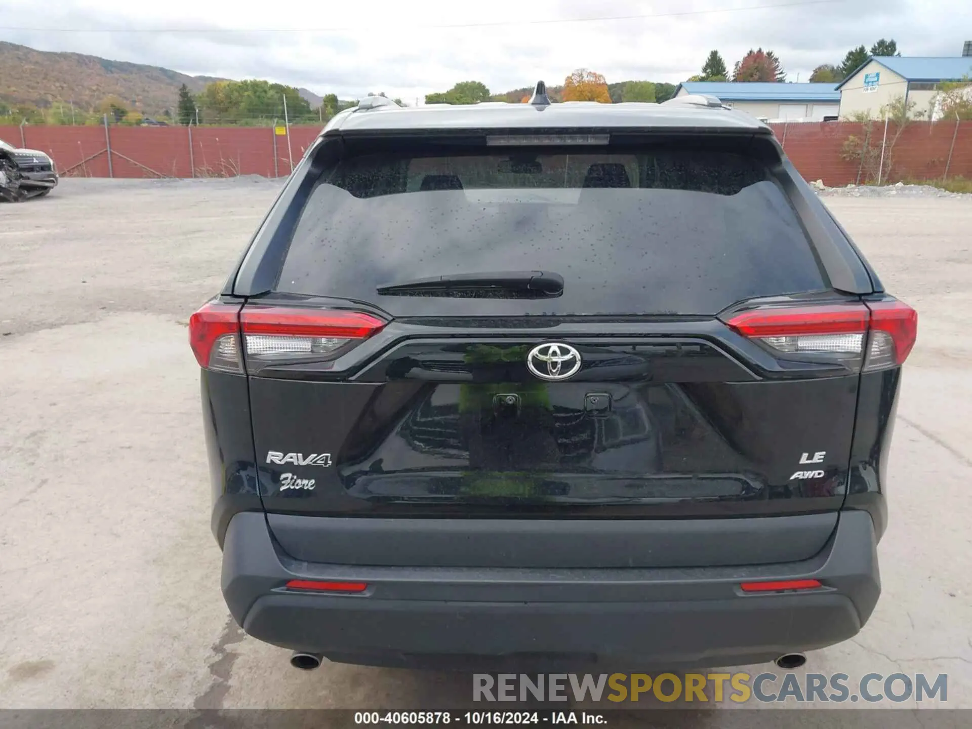 17 Photograph of a damaged car 2T3F1RFV6MC243250 TOYOTA RAV4 2021