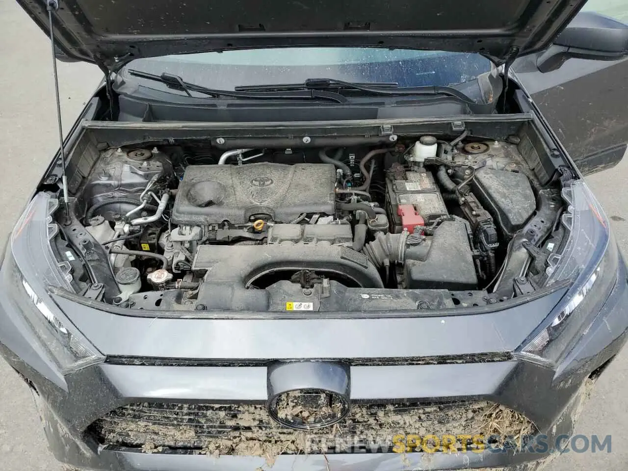 12 Photograph of a damaged car 2T3F1RFV6MC247024 TOYOTA RAV4 2021