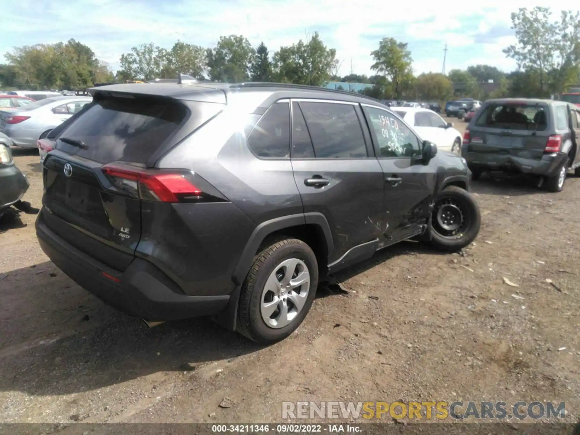 4 Photograph of a damaged car 2T3F1RFV6MC255737 TOYOTA RAV4 2021