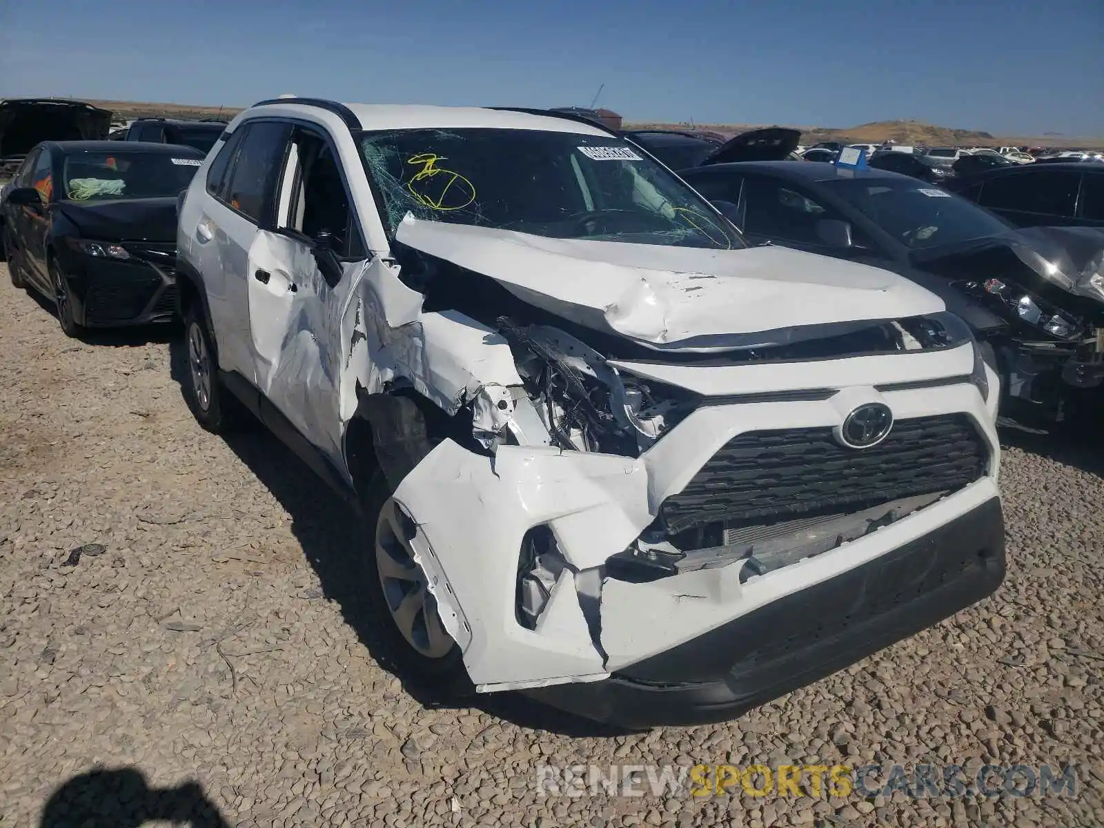 1 Photograph of a damaged car 2T3F1RFV6MW185915 TOYOTA RAV4 2021