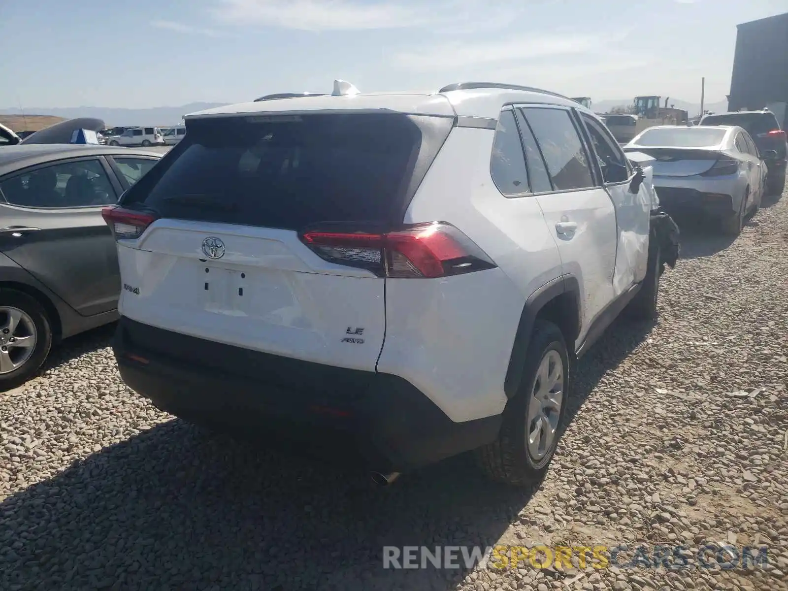 4 Photograph of a damaged car 2T3F1RFV6MW185915 TOYOTA RAV4 2021