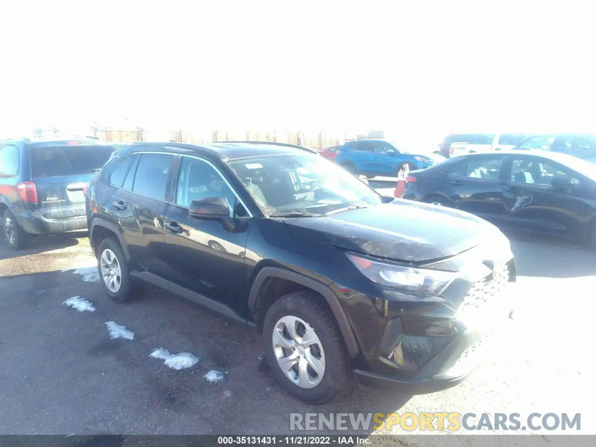 1 Photograph of a damaged car 2T3F1RFV6MW195716 TOYOTA RAV4 2021