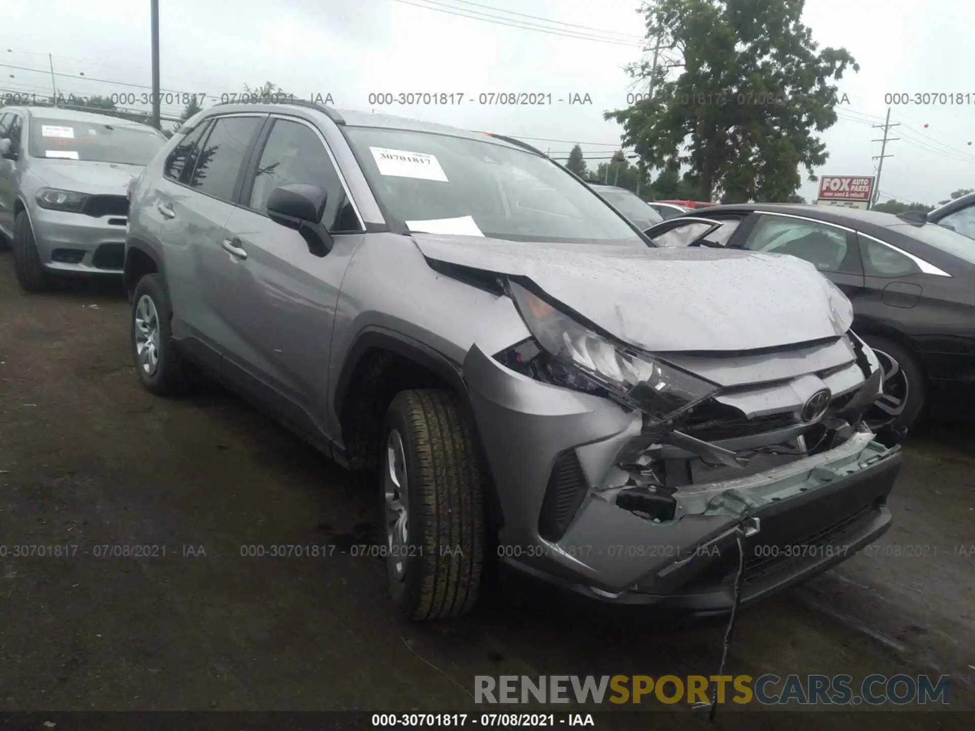 1 Photograph of a damaged car 2T3F1RFV6MW205080 TOYOTA RAV4 2021