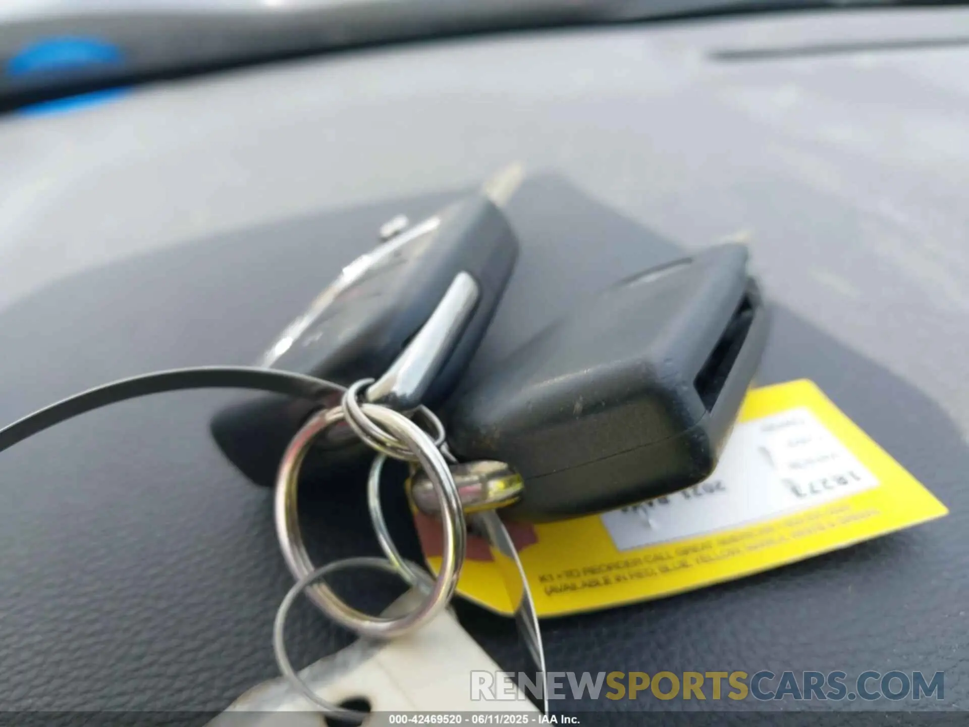 11 Photograph of a damaged car 2T3F1RFV7MC157414 TOYOTA RAV4 2021