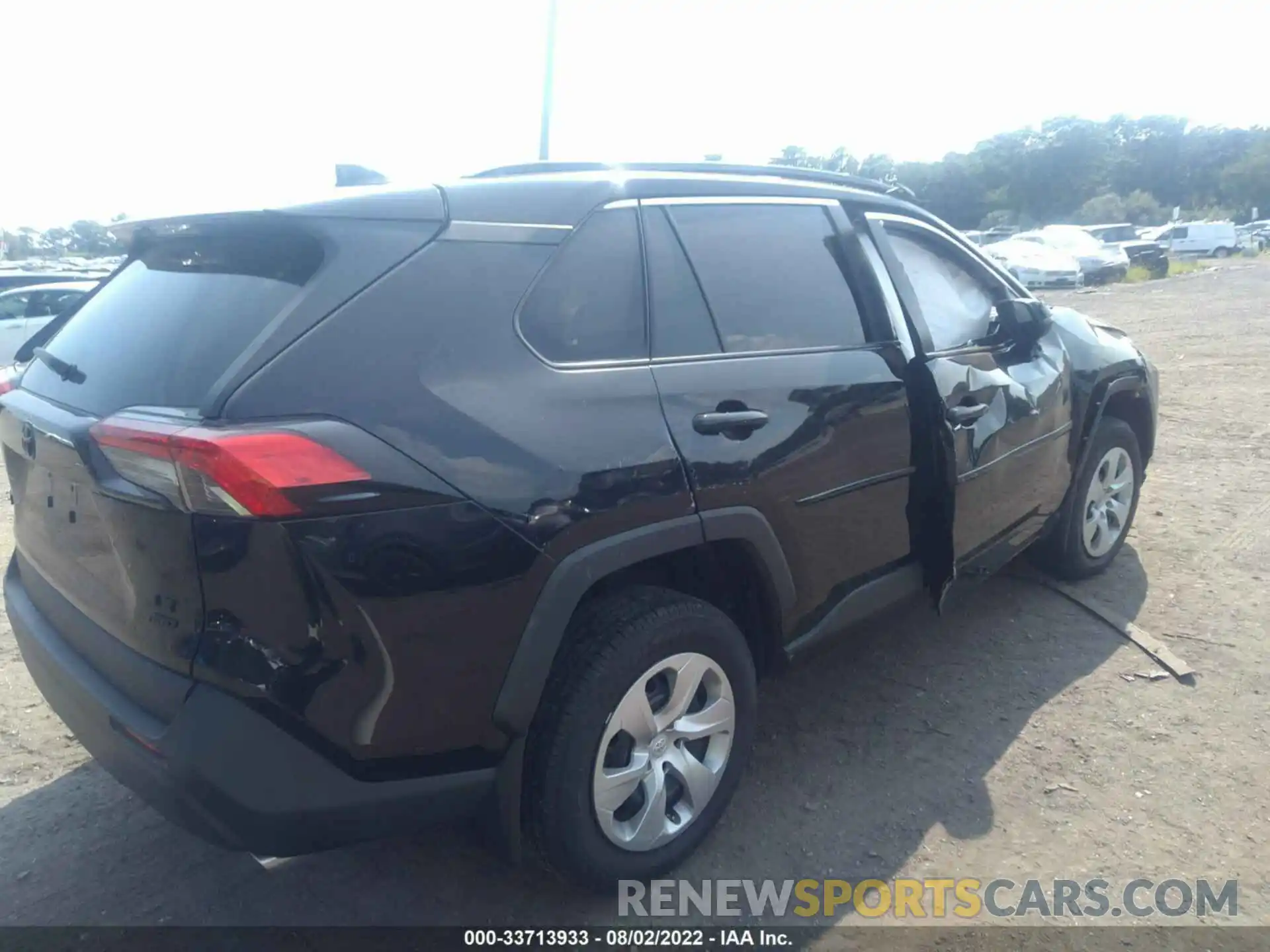 4 Photograph of a damaged car 2T3F1RFV7MC159762 TOYOTA RAV4 2021