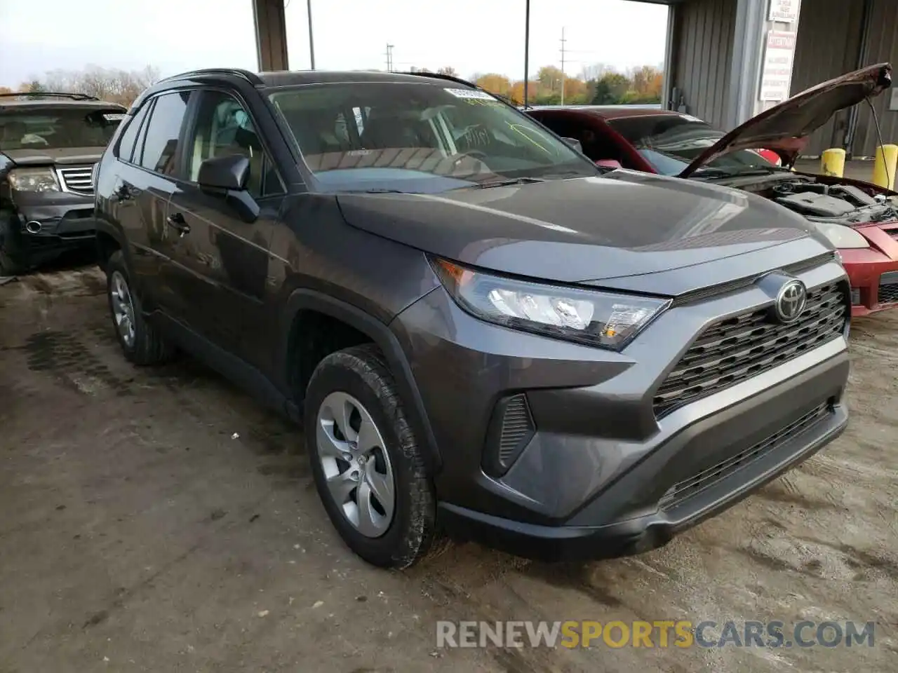 1 Photograph of a damaged car 2T3F1RFV7MC165013 TOYOTA RAV4 2021