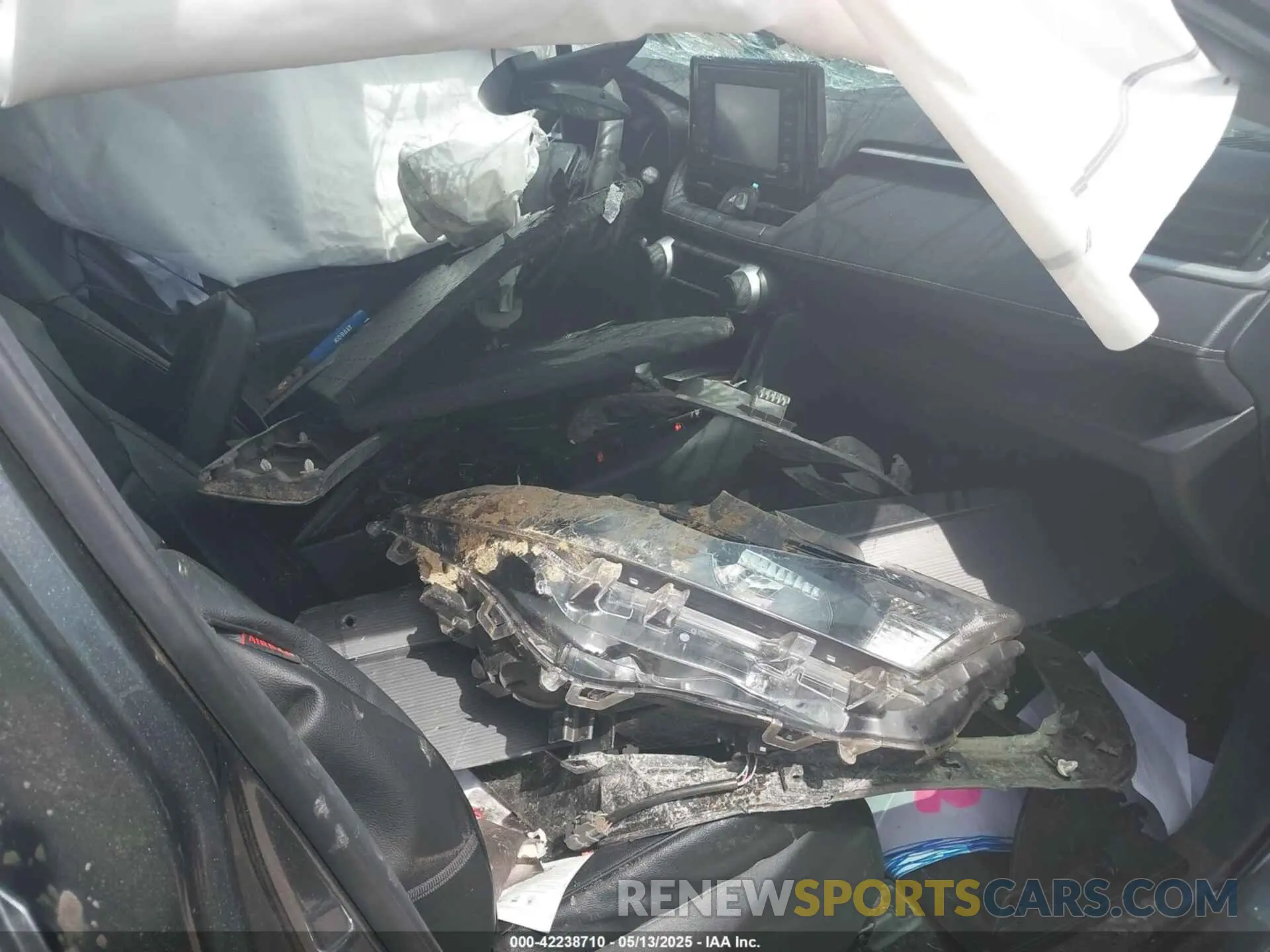 5 Photograph of a damaged car 2T3F1RFV7MC201590 TOYOTA RAV4 2021