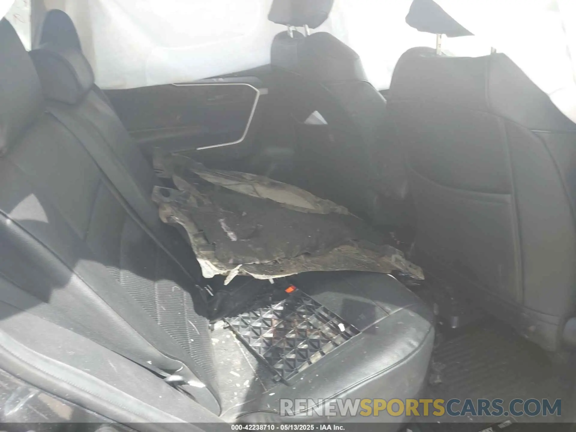 8 Photograph of a damaged car 2T3F1RFV7MC201590 TOYOTA RAV4 2021