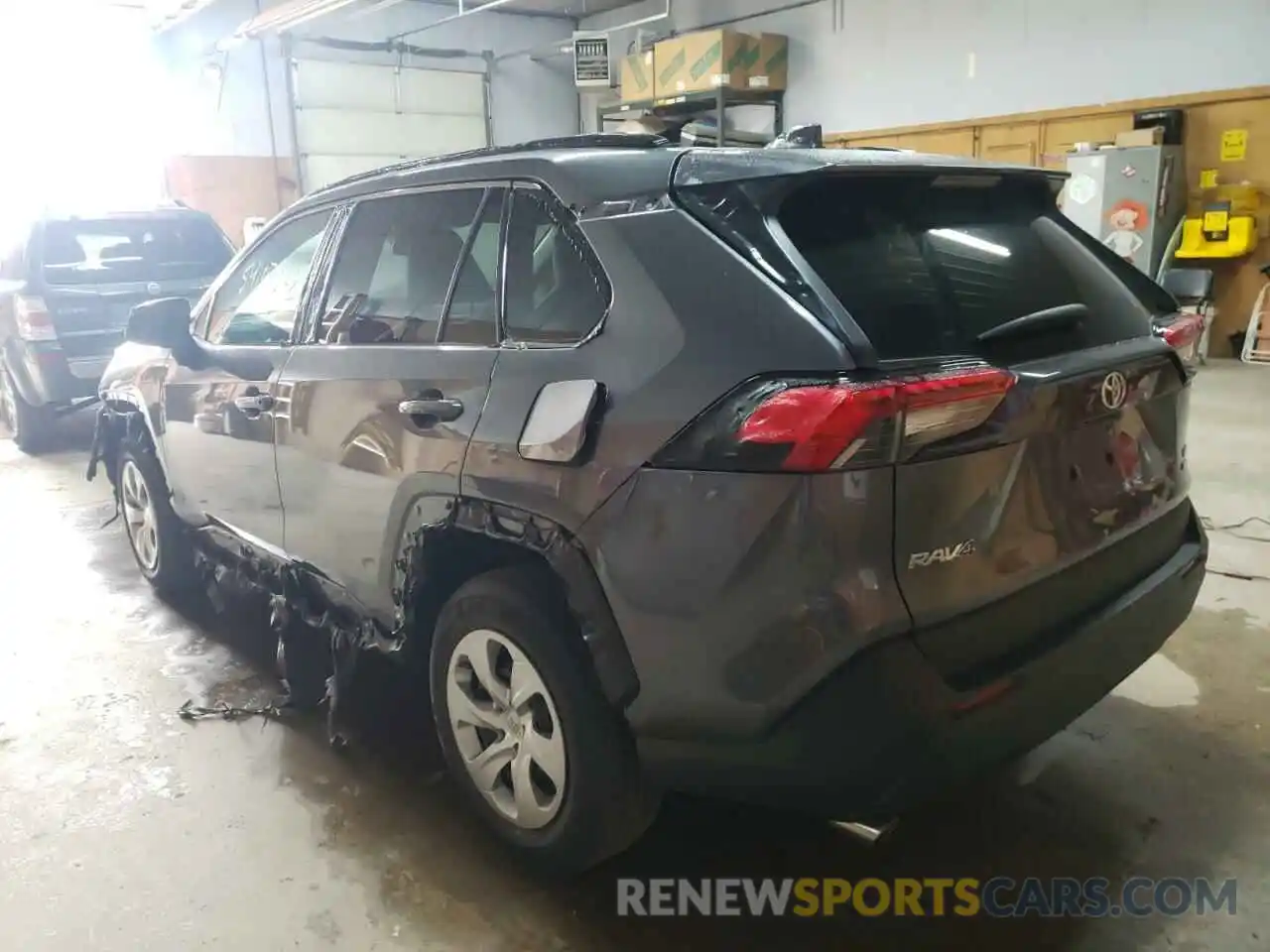 3 Photograph of a damaged car 2T3F1RFV7MC226053 TOYOTA RAV4 2021