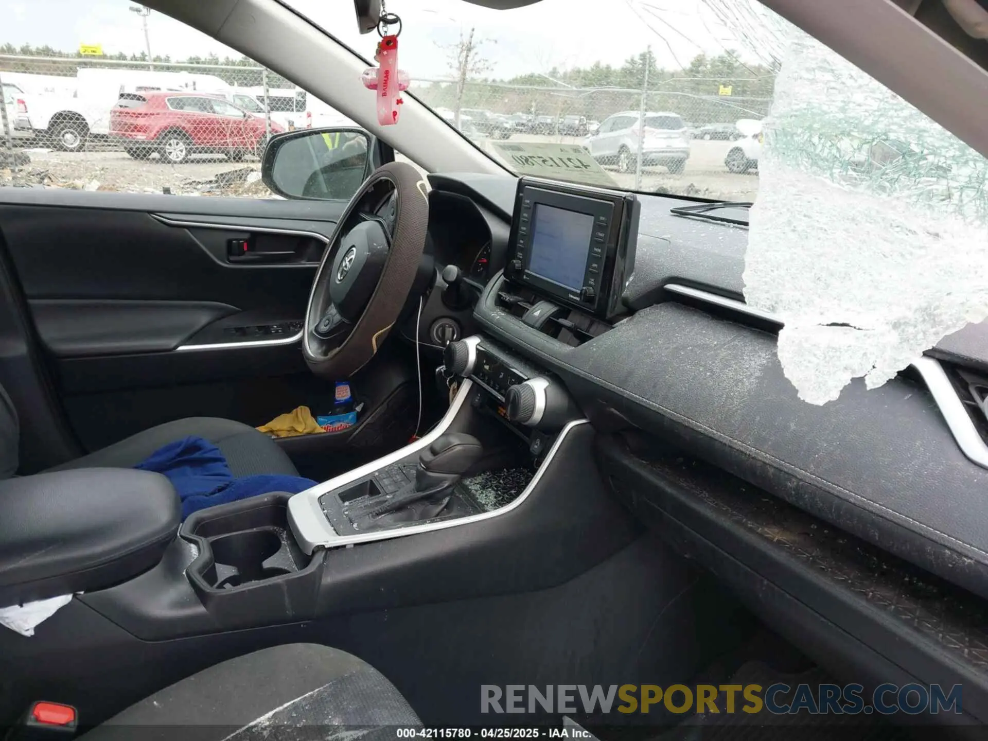 5 Photograph of a damaged car 2T3F1RFV7MC242074 TOYOTA RAV4 2021