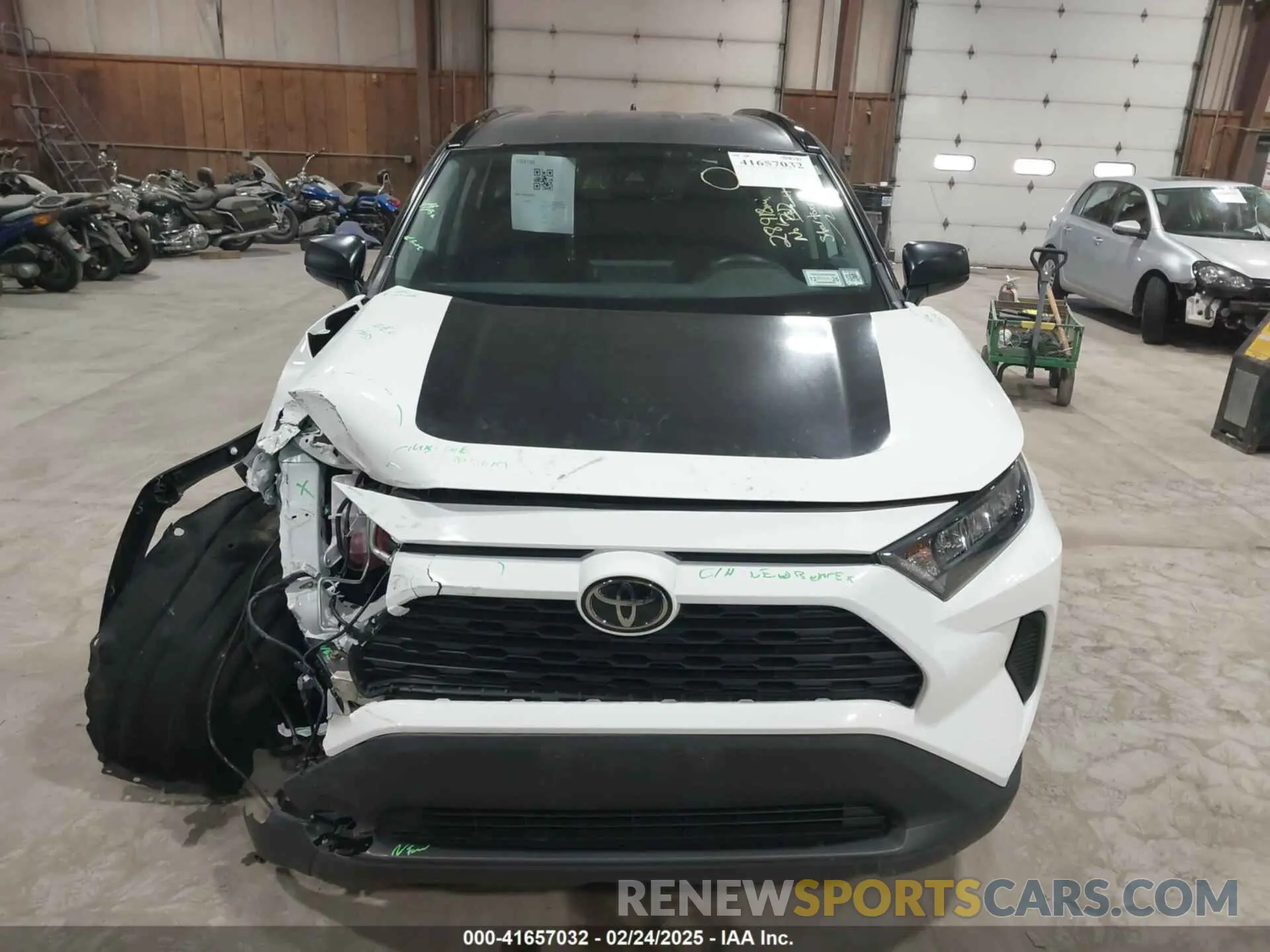 12 Photograph of a damaged car 2T3F1RFV7MC242625 TOYOTA RAV4 2021