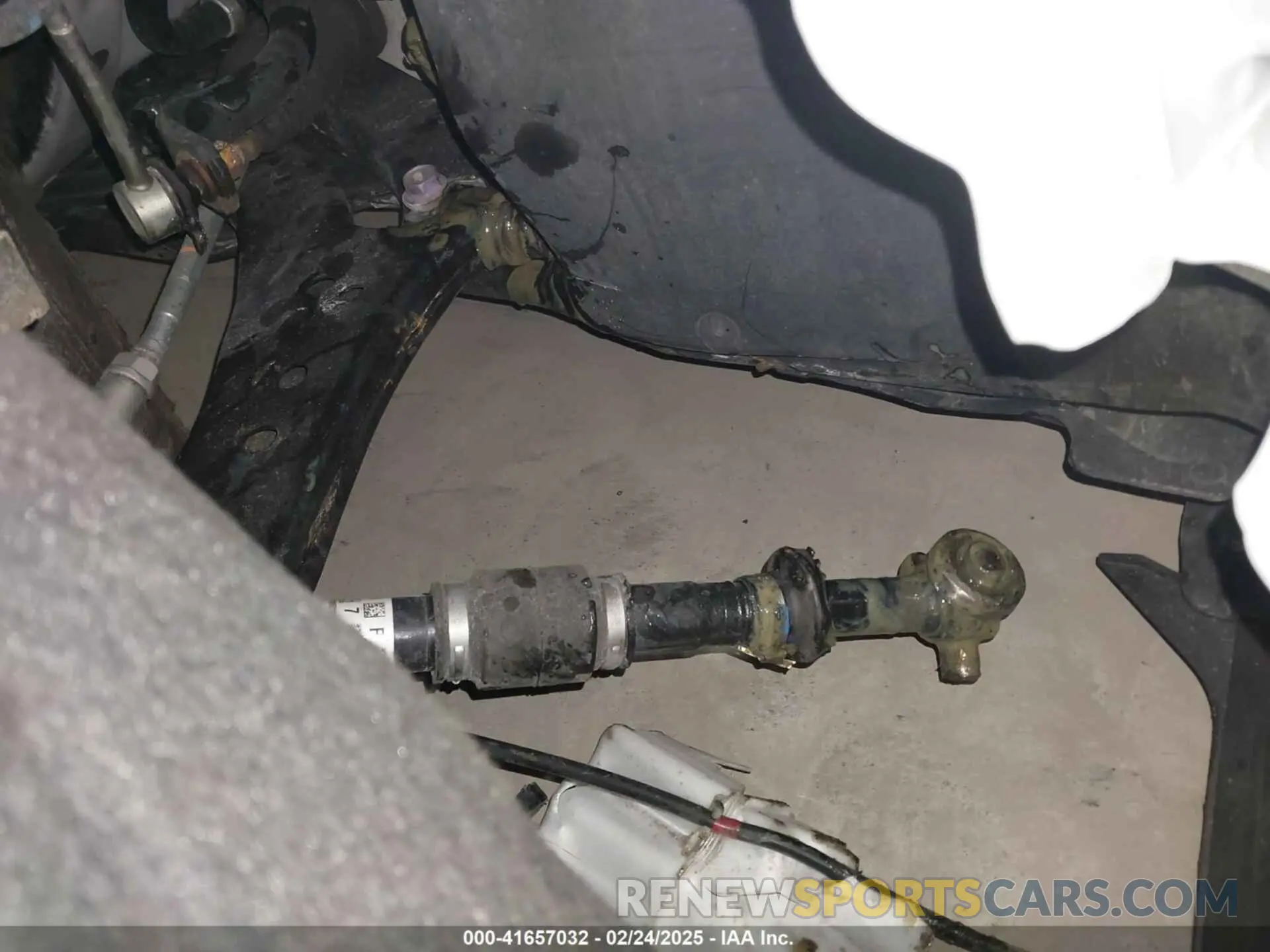 18 Photograph of a damaged car 2T3F1RFV7MC242625 TOYOTA RAV4 2021